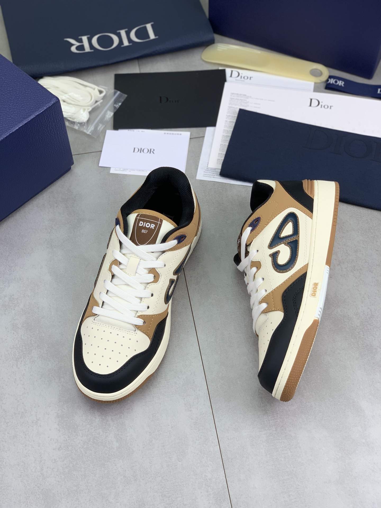 Elite Christian Dior B57 Dribble Low-Top Replica Sneaker - Image 5