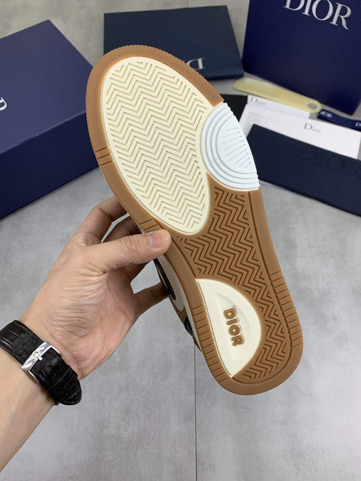 Elite Christian Dior B57 Dribble Low-Top Replica Sneaker - Image 9