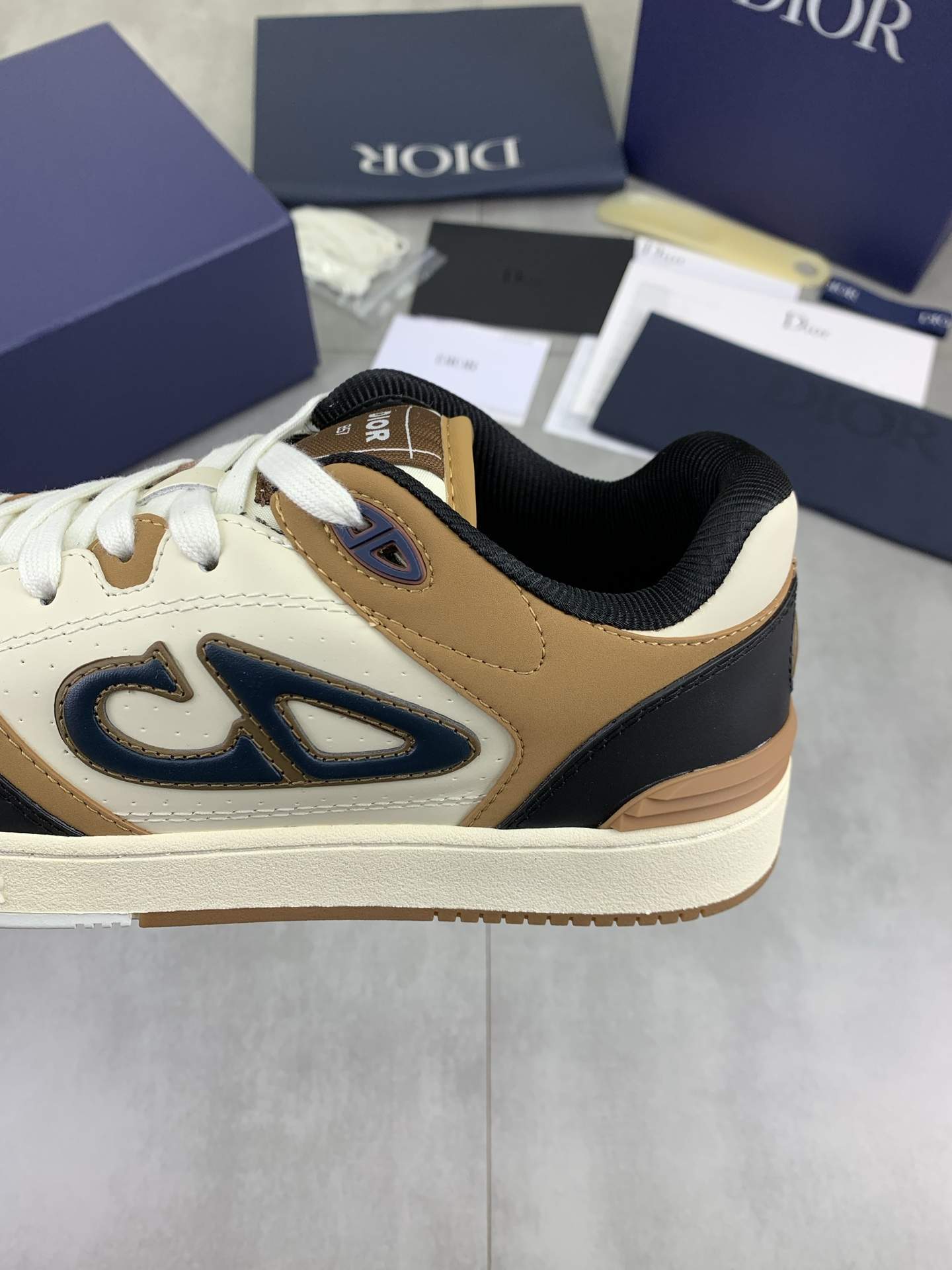 Elite Christian Dior B57 Dribble Low-Top Replica Sneaker - Image 7