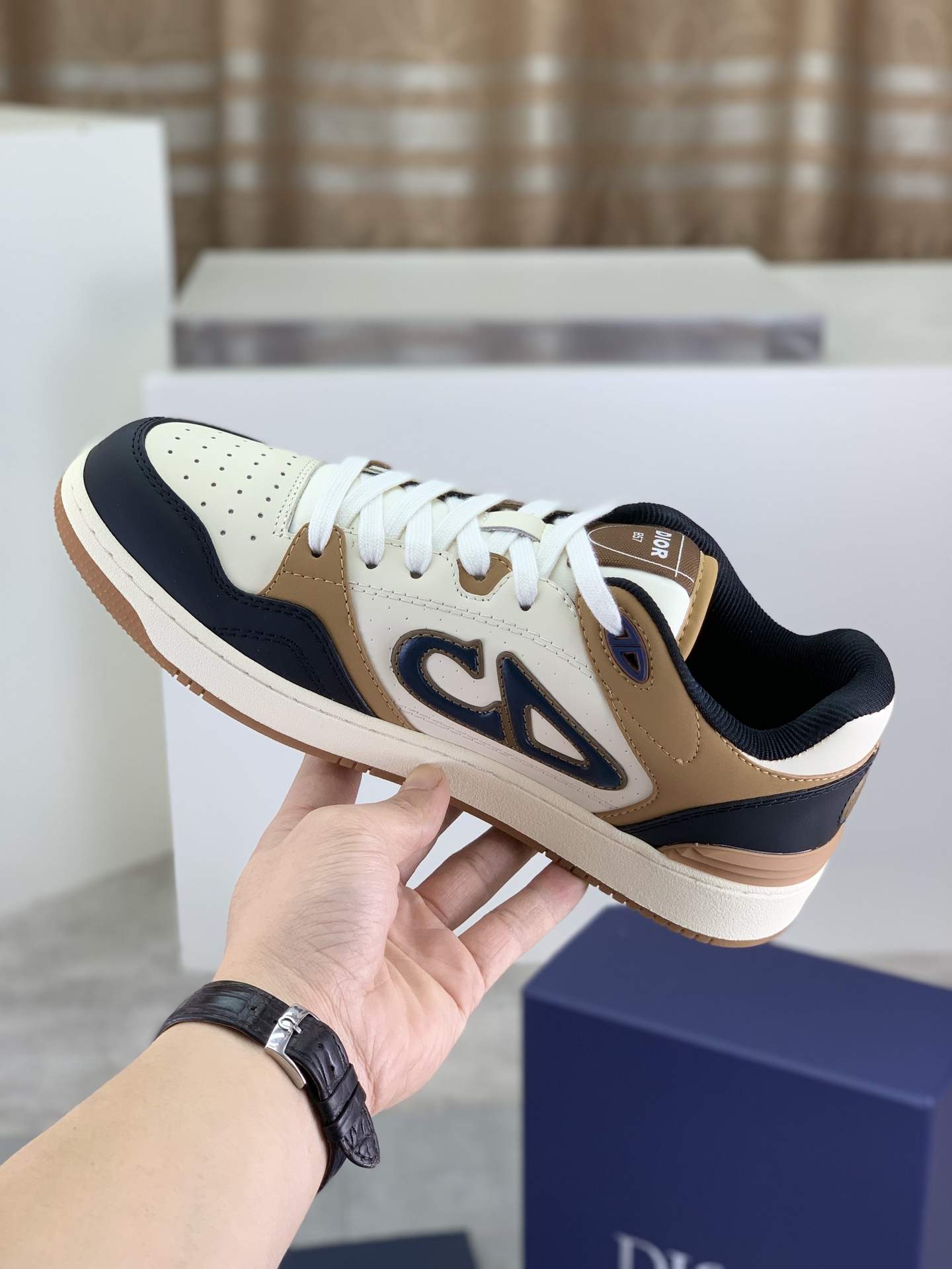 Elite Christian Dior B57 Dribble Low-Top Replica Sneaker - Image 6