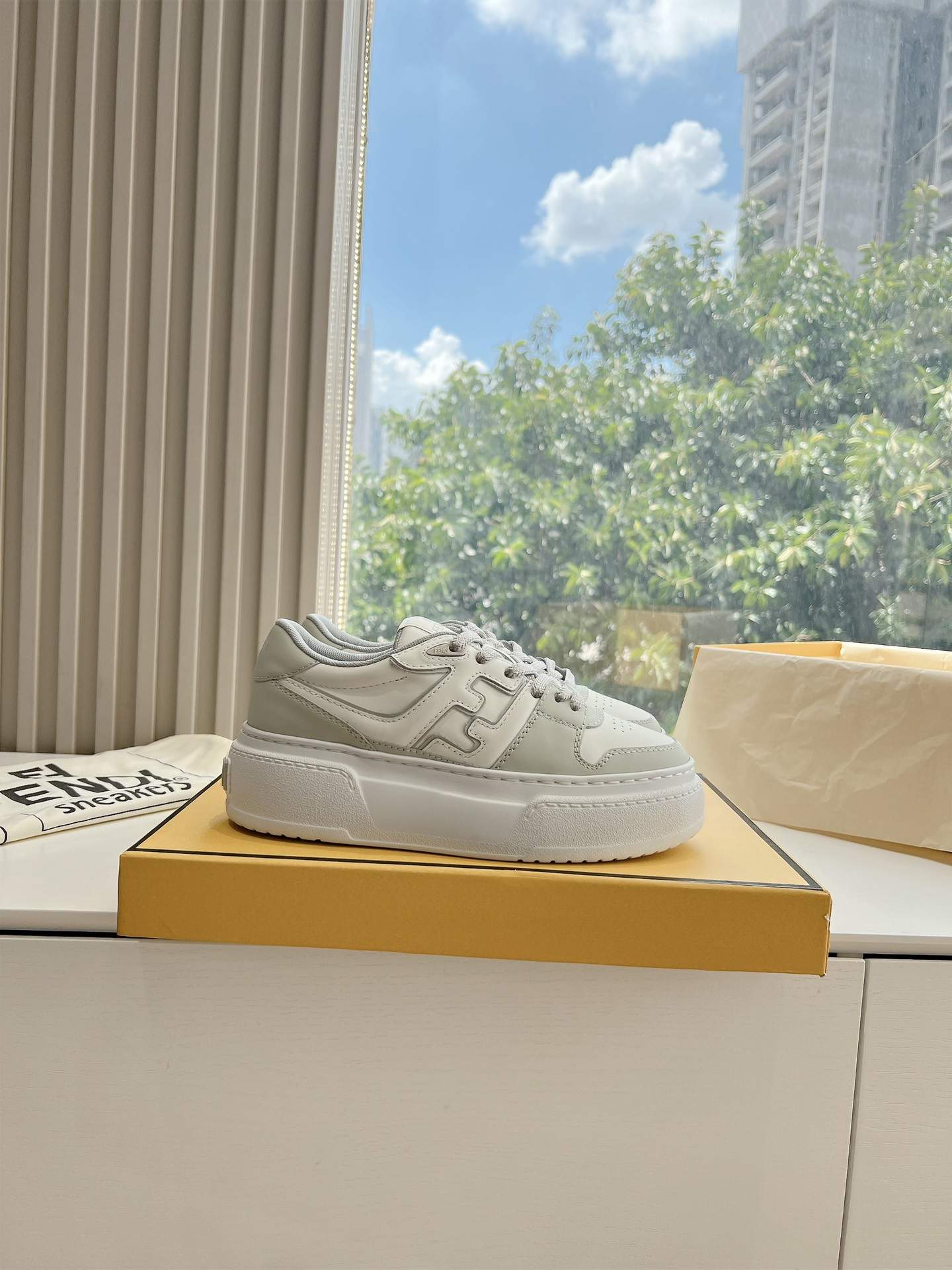 Lux Fendi Match Leather Replica Platform Low-Tops