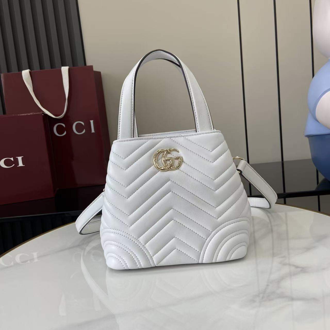 Mirror Quality Gucci Betty Small Replica Tote Bag - Image 2