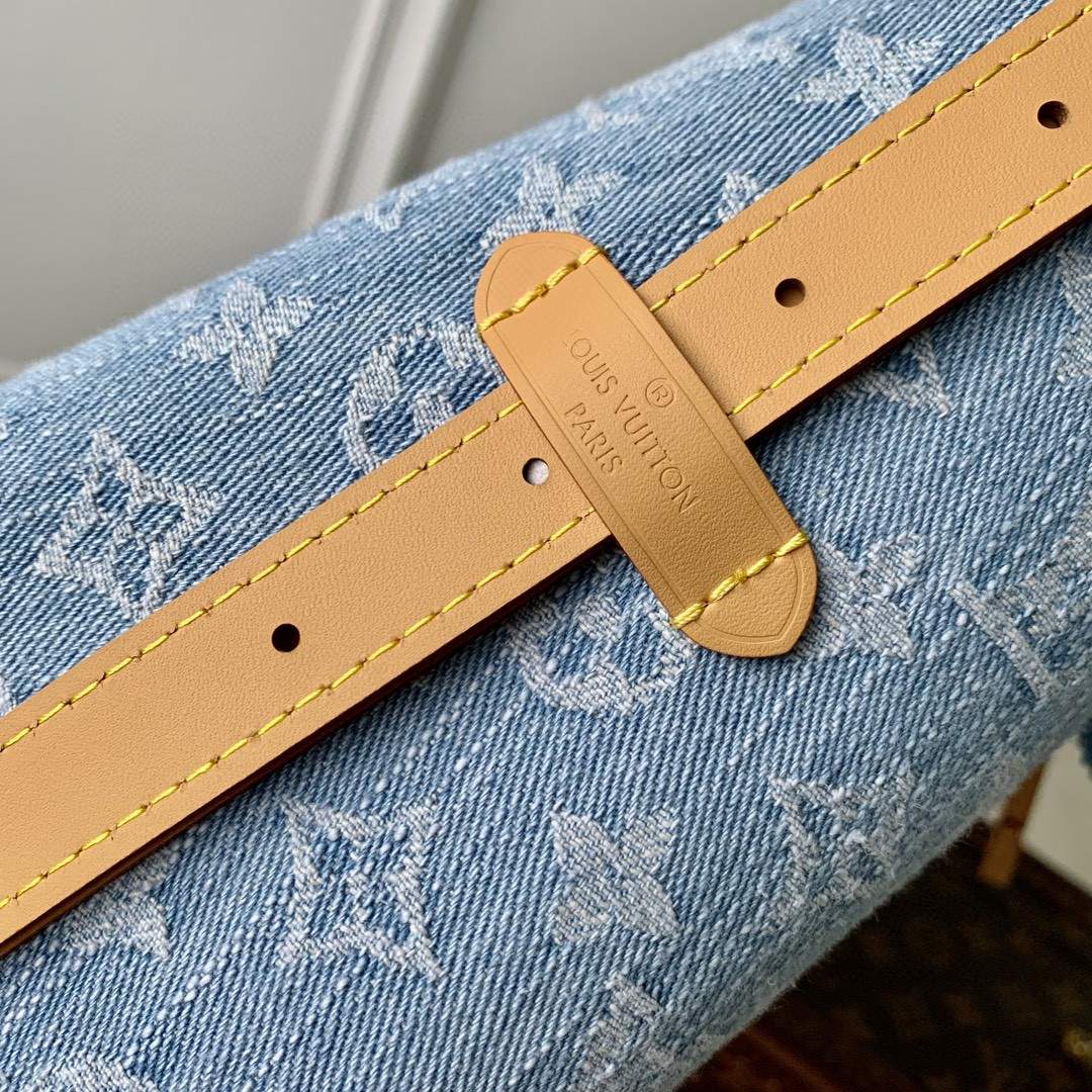 Copy Louis Vuitton CarryAll PM Replica Bag - Image 8