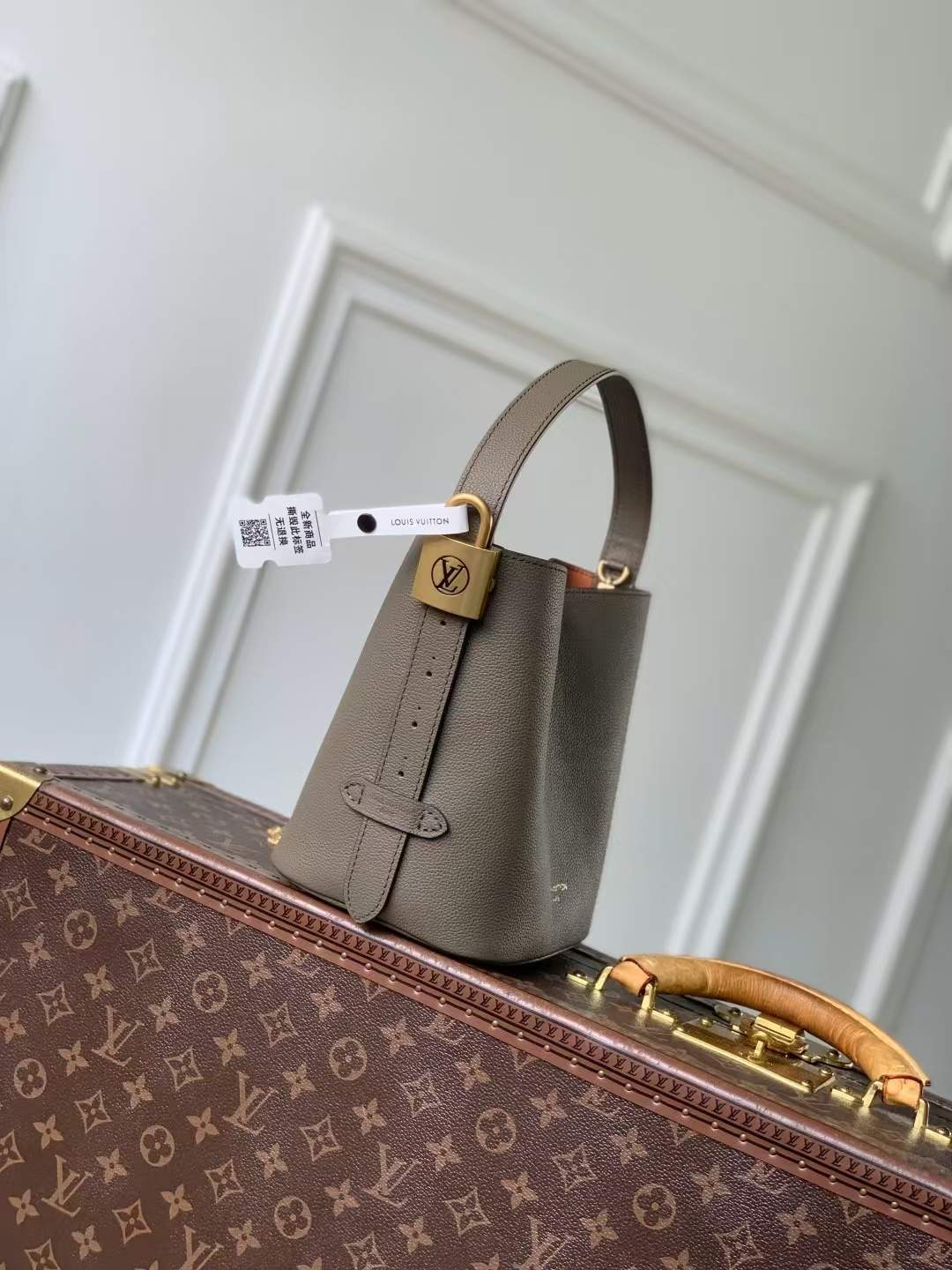 Exclusive Louis Vuitton All In BB Replica Bag - Image 3