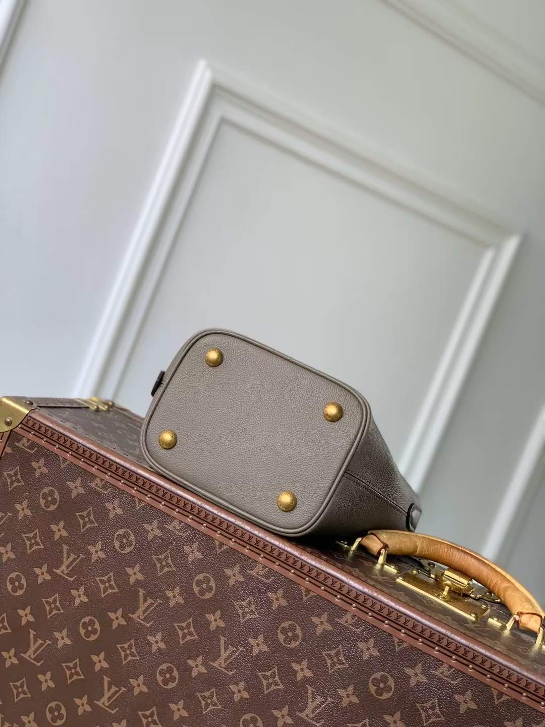 Exclusive Louis Vuitton All In BB Replica Bag - Image 4