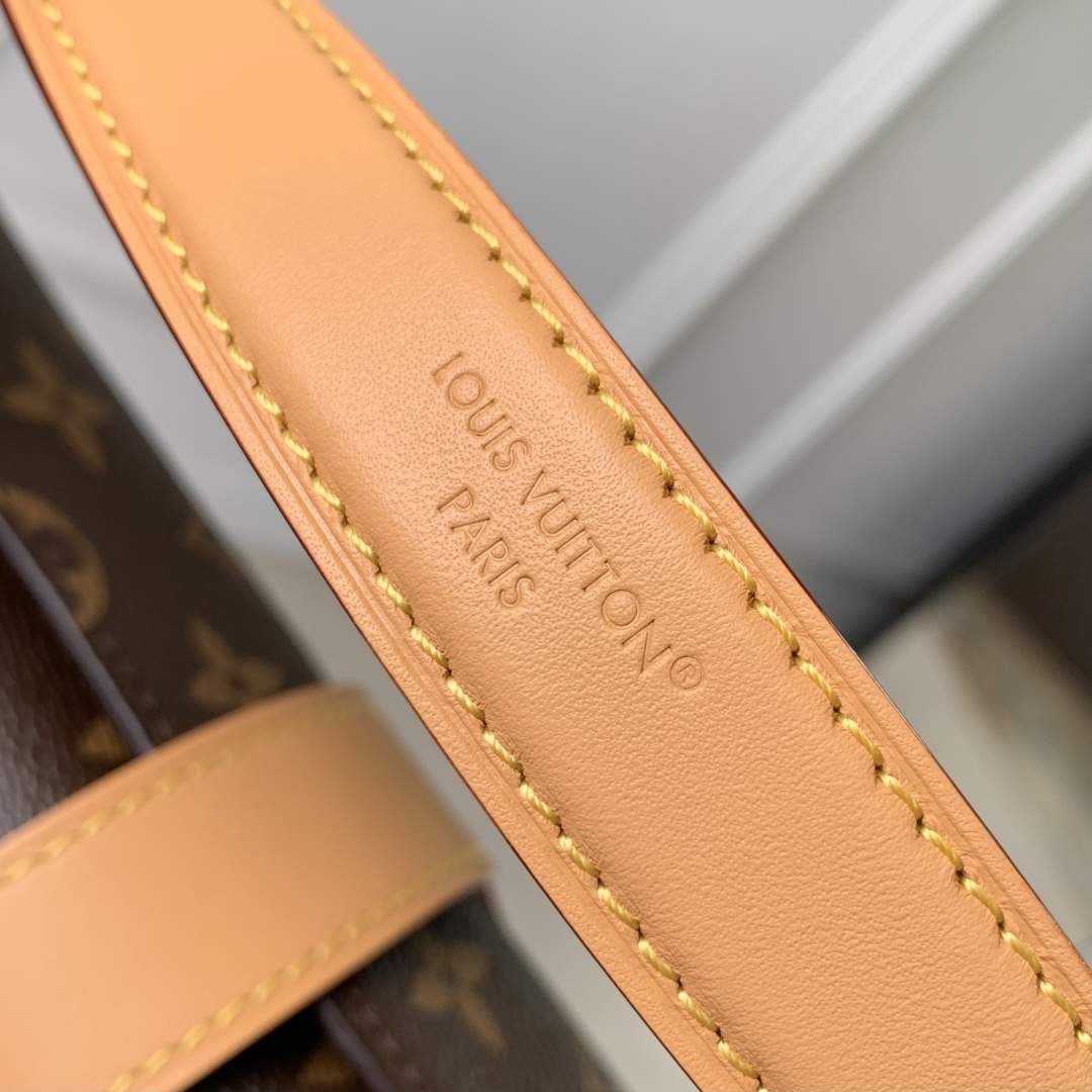 Exclusive Louis Vuitton Pochette Mia Replica Bag - Image 7