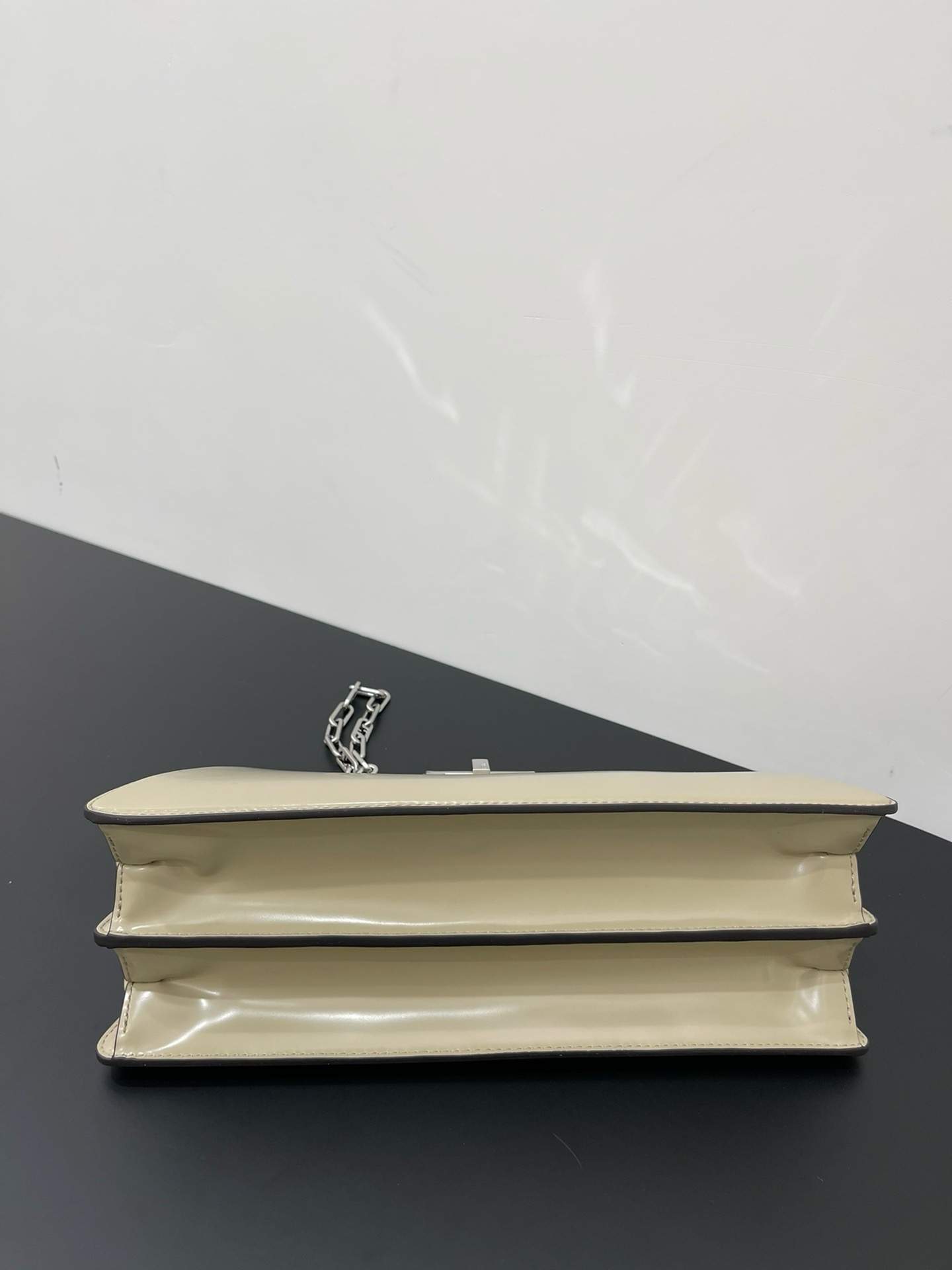 Exclusive Fendi Medium Peekaboo Cut Replica Bag - Image 7