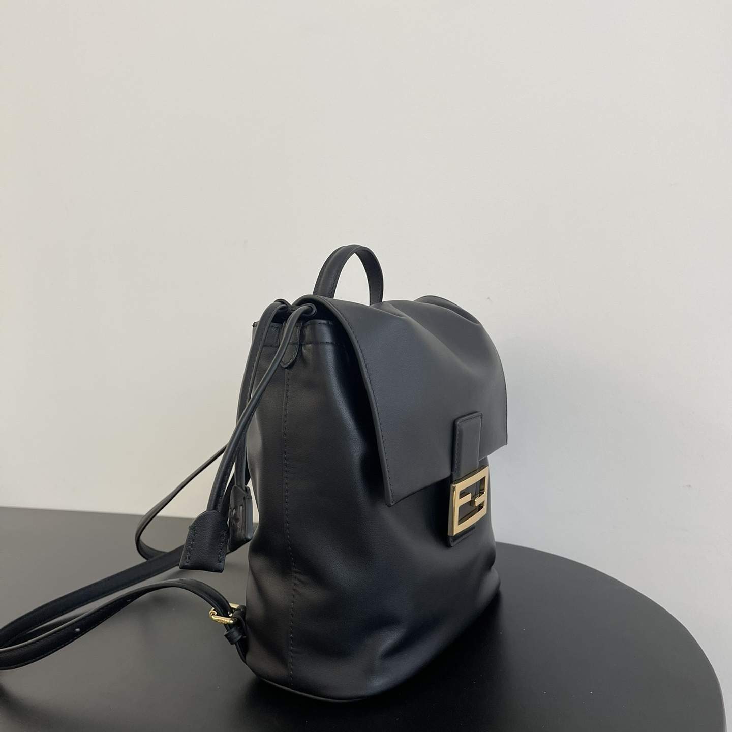 Top Grade Fendi Leather Replica Backpack - Image 3