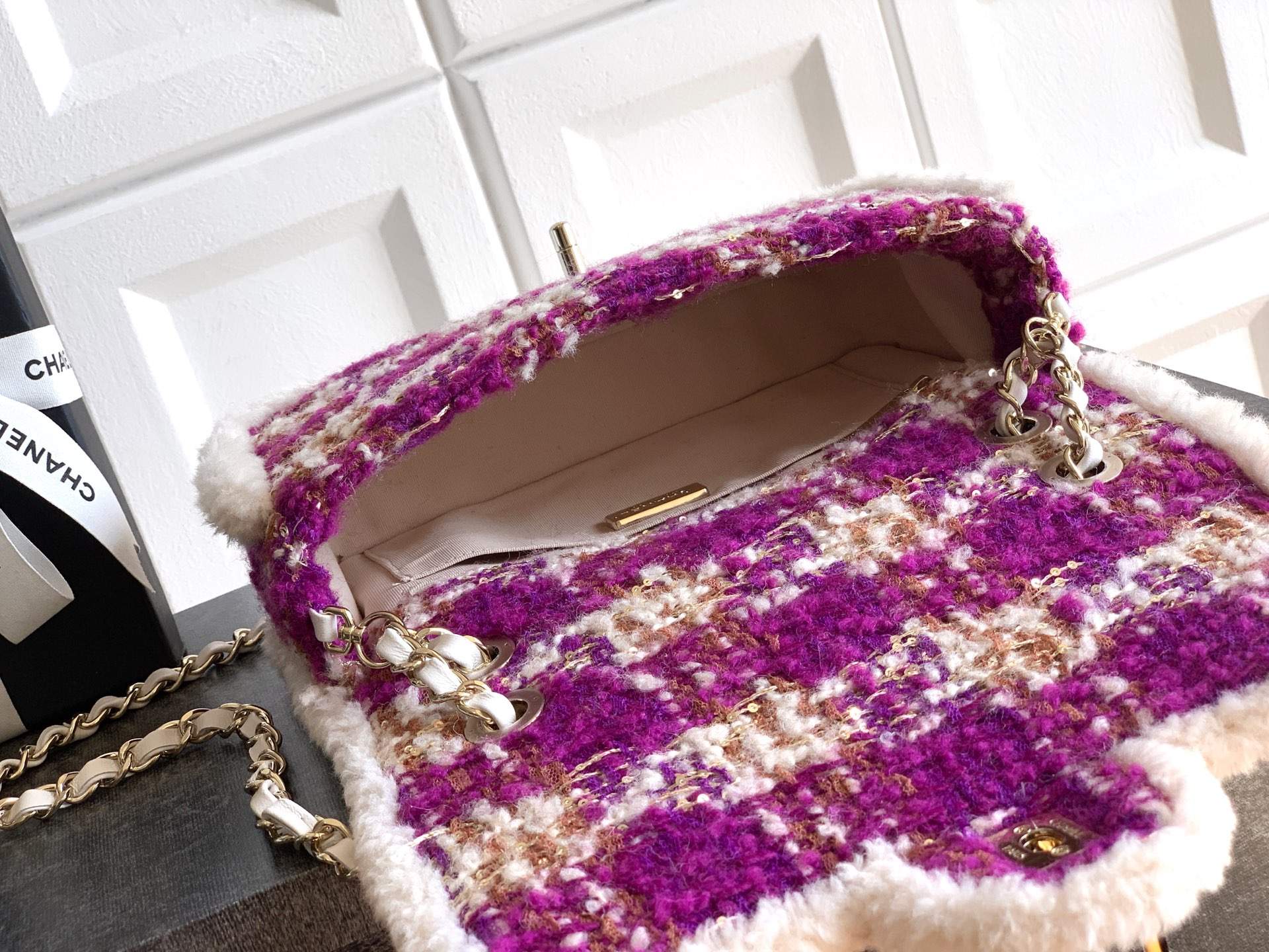 Elite Tweed And Shearling Lambskin Replica Large Flap Bag - Image 7