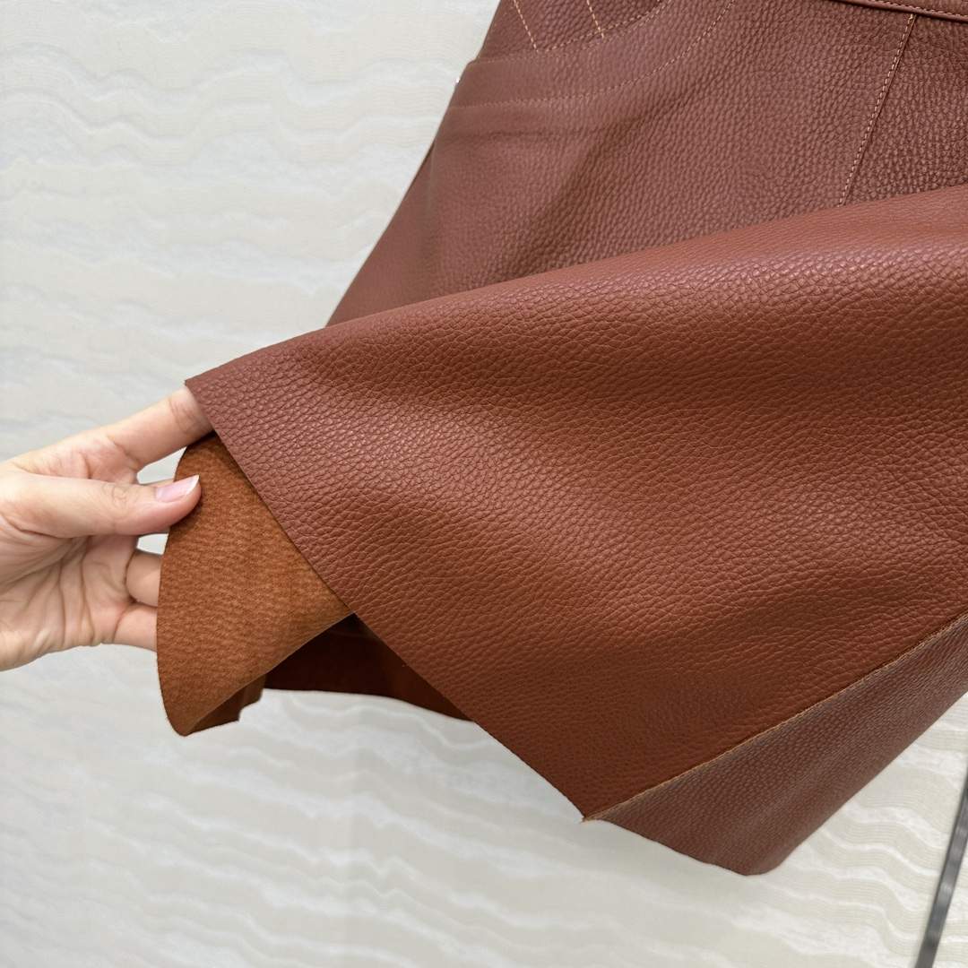 Superior Hermes Replica Miniskirt With Quilted Detail - Image 8