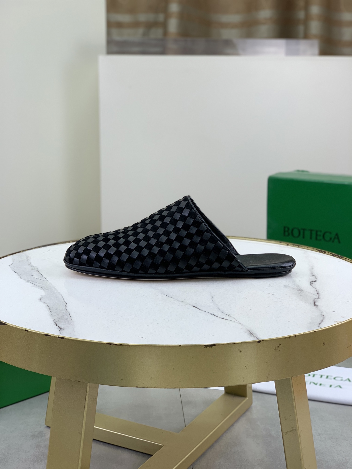 Deluxe Bottega Veneta Sunday Replica Slipper