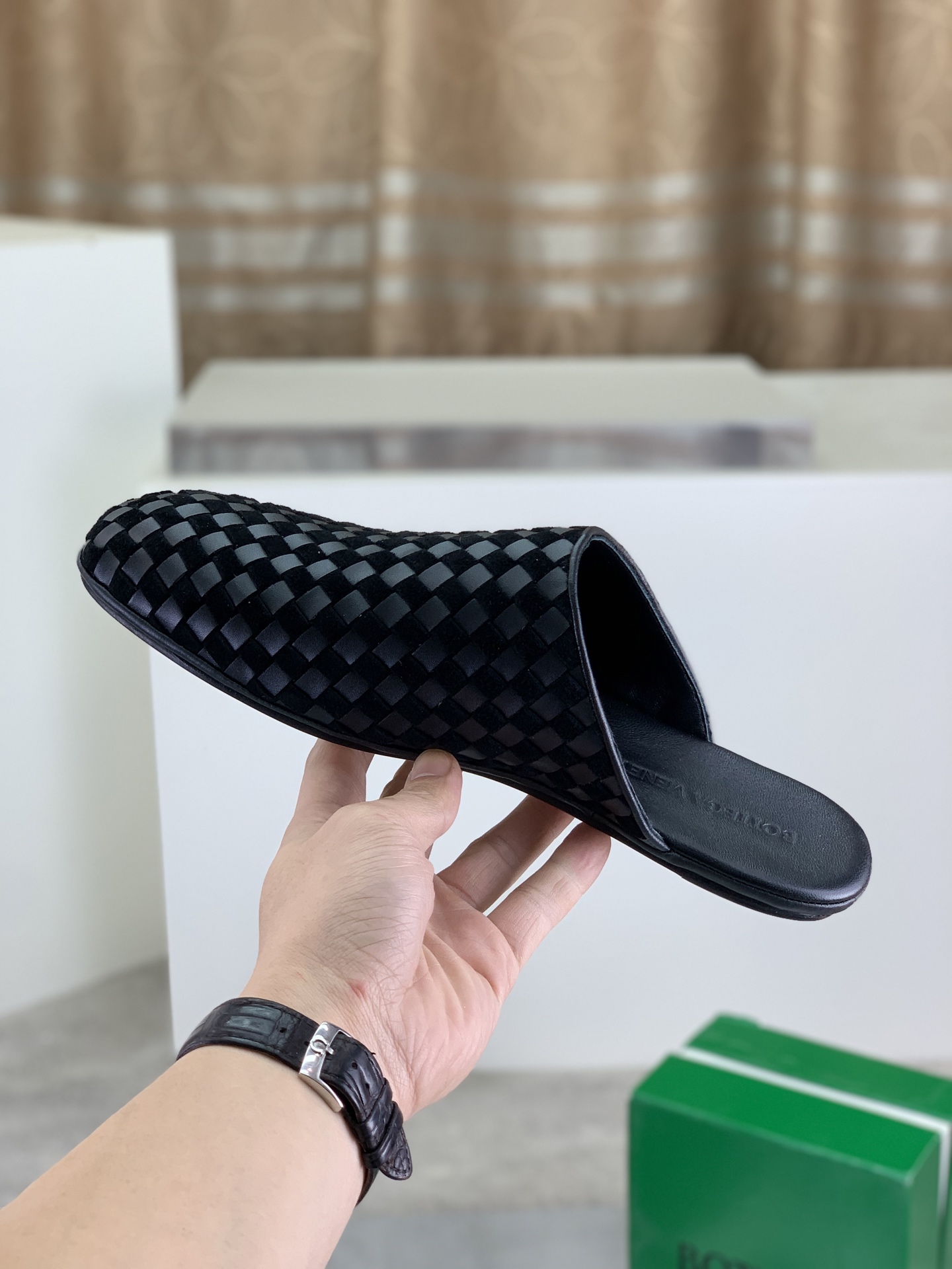 Deluxe Bottega Veneta Sunday Replica Slipper - Image 5