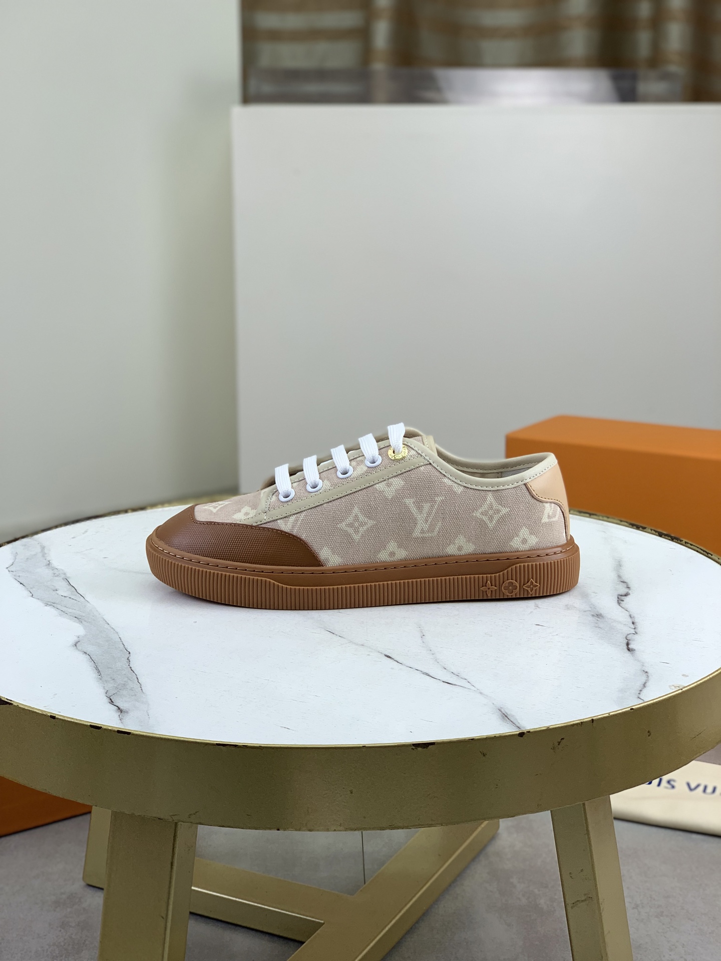 Elite Louis Vuitton LV Lagoon Replica Sneaker