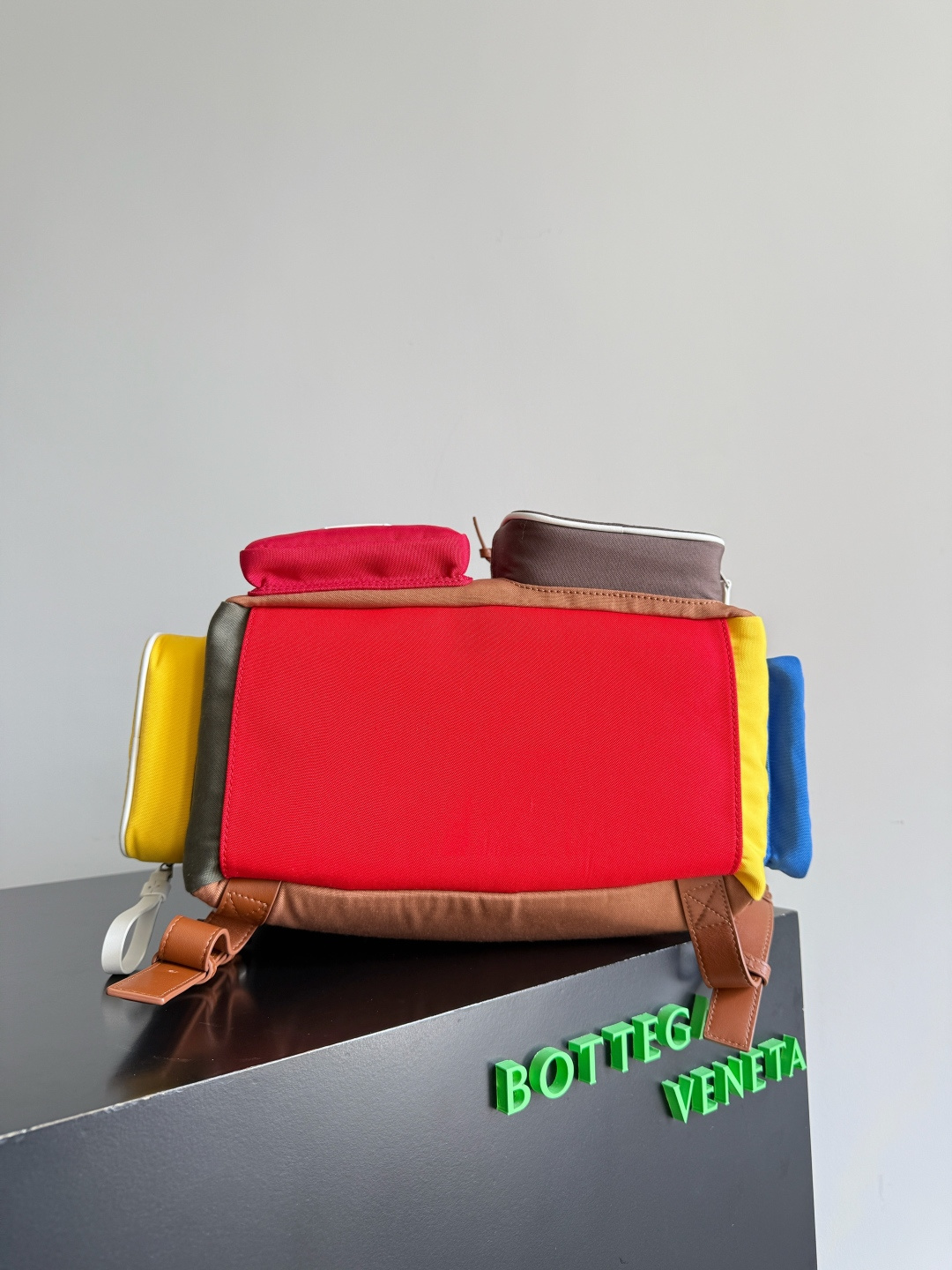 Copy Bottega Veneta Crossroad Multipocket Replica Backpack - Image 5