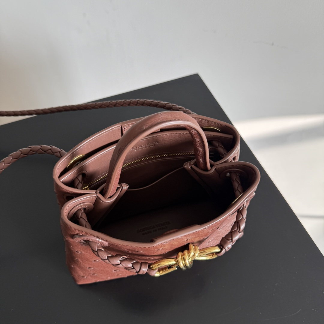 Luxury Replica Bottega Veneta Mini Andiamo - Image 7