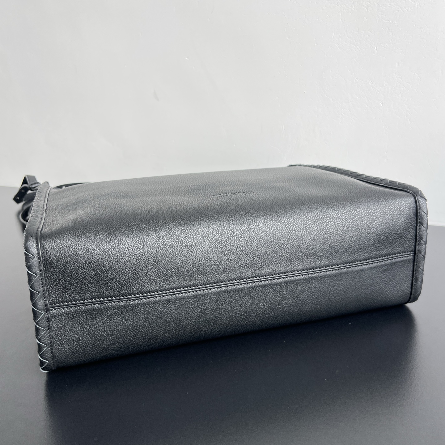 Finest Bottega Veneta Corriere Replica Messenger - Image 4