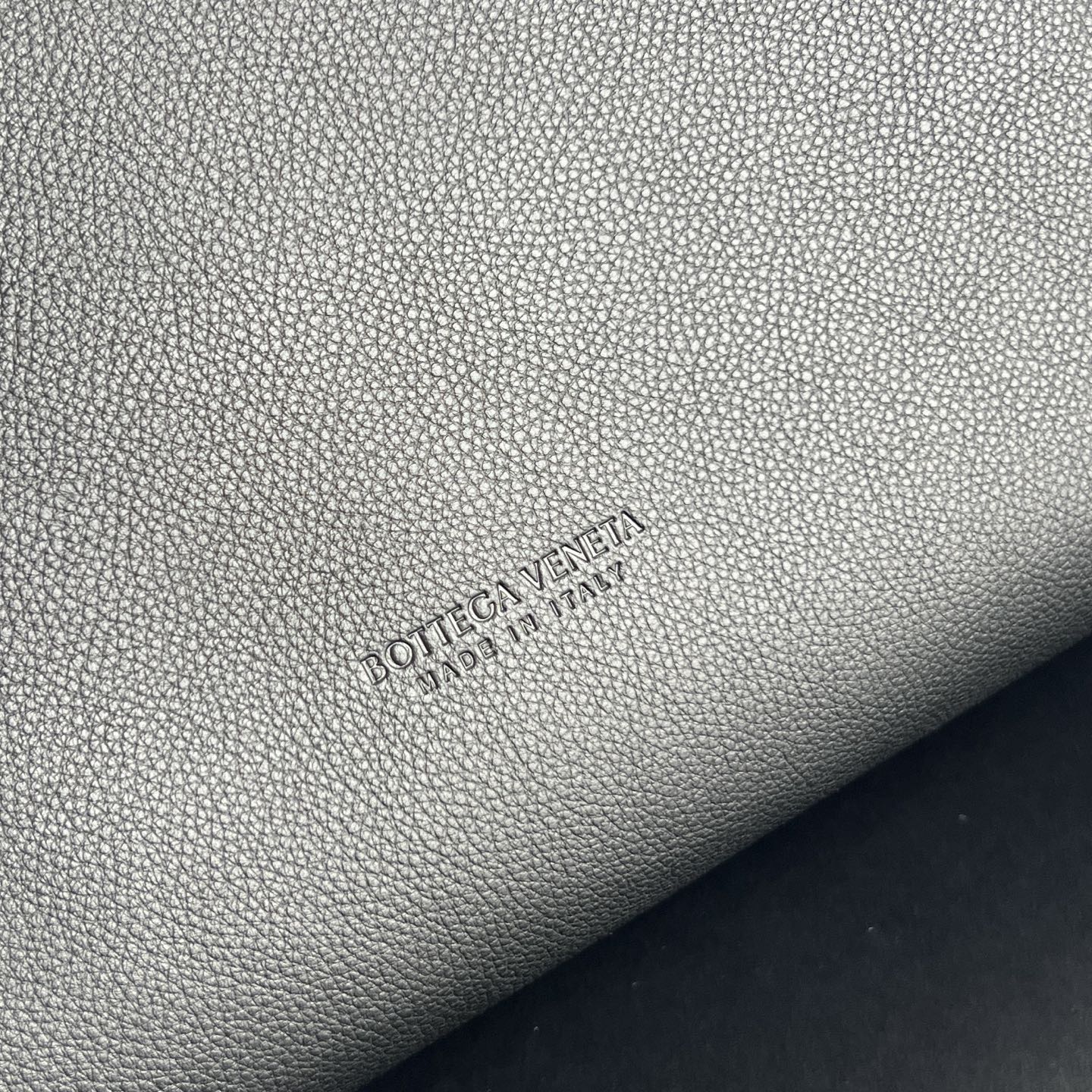 Finest Bottega Veneta Corriere Replica Messenger - Image 7