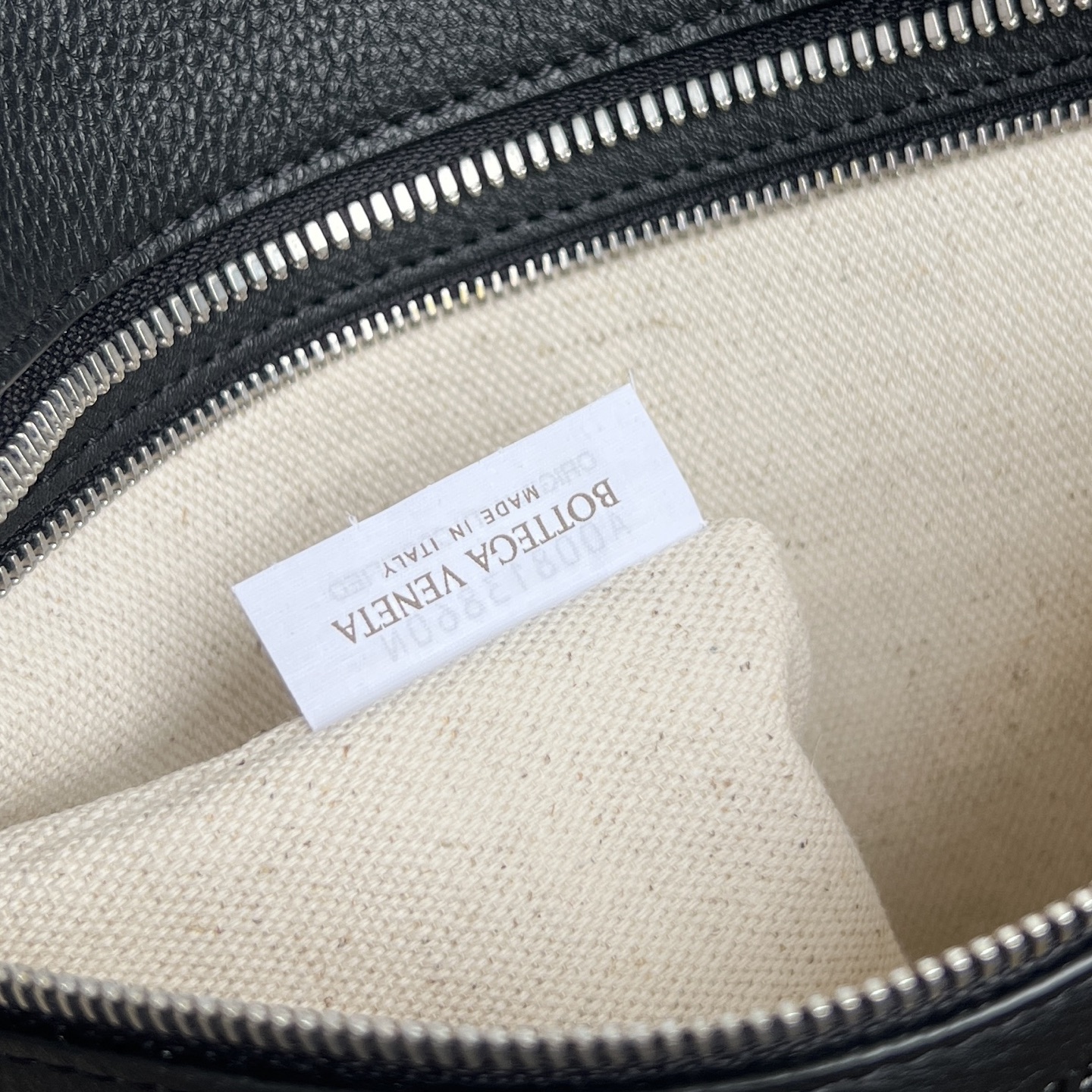 Finest Bottega Veneta Corriere Replica Messenger - Image 9