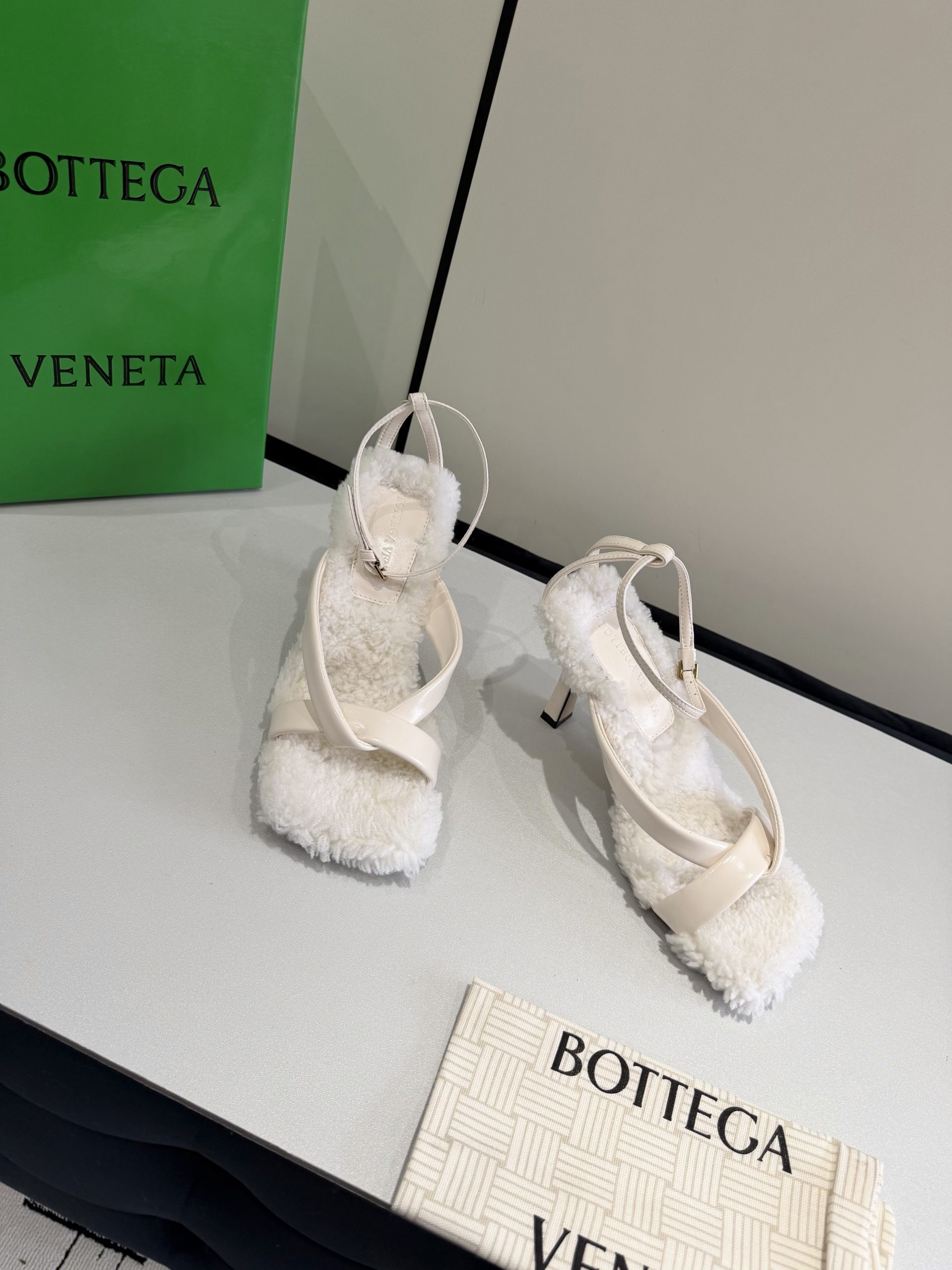Elite Bottega Veneta Riva Strap Replica Sandal - Image 2