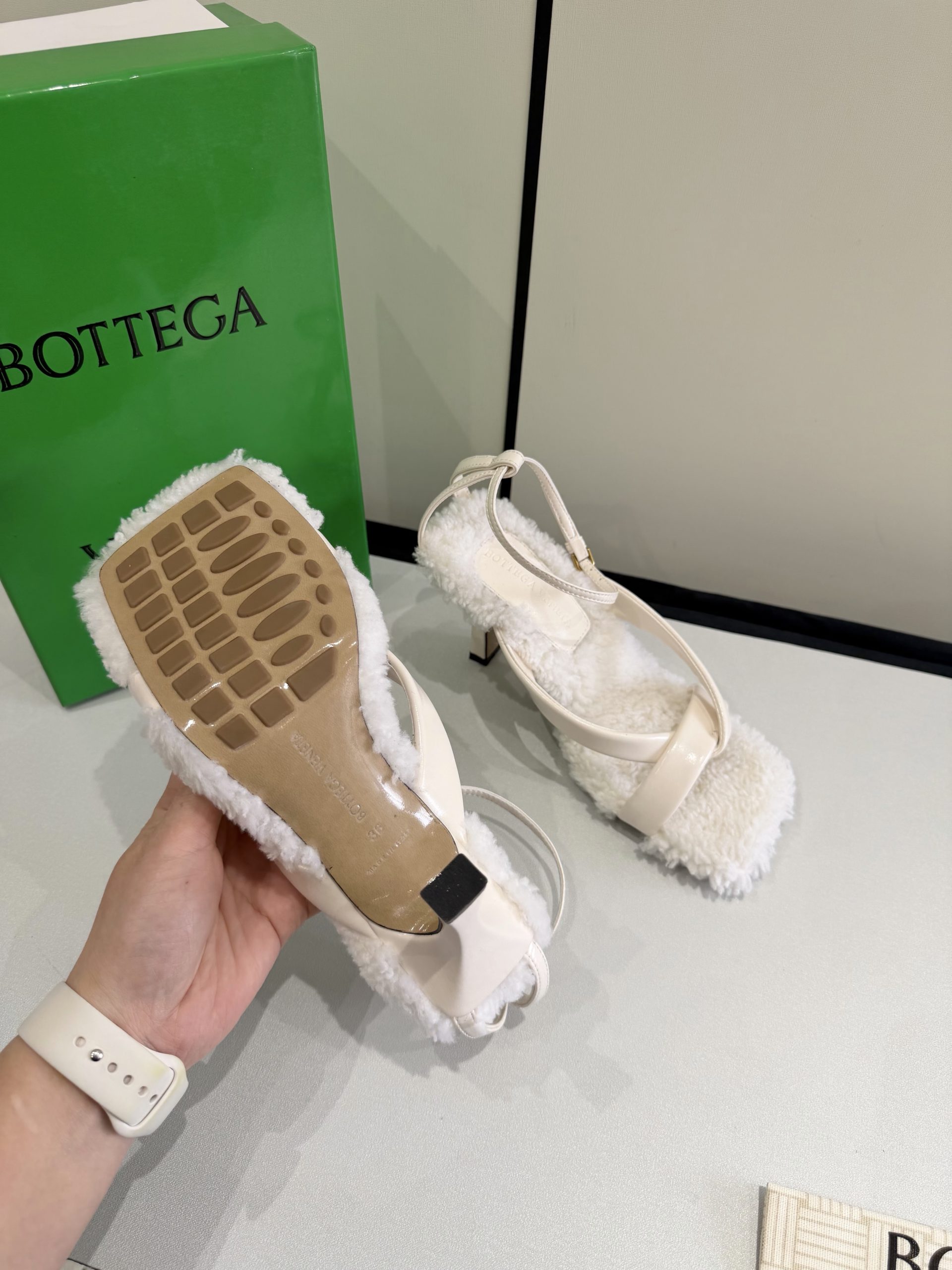 Elite Bottega Veneta Riva Strap Replica Sandal - Image 9