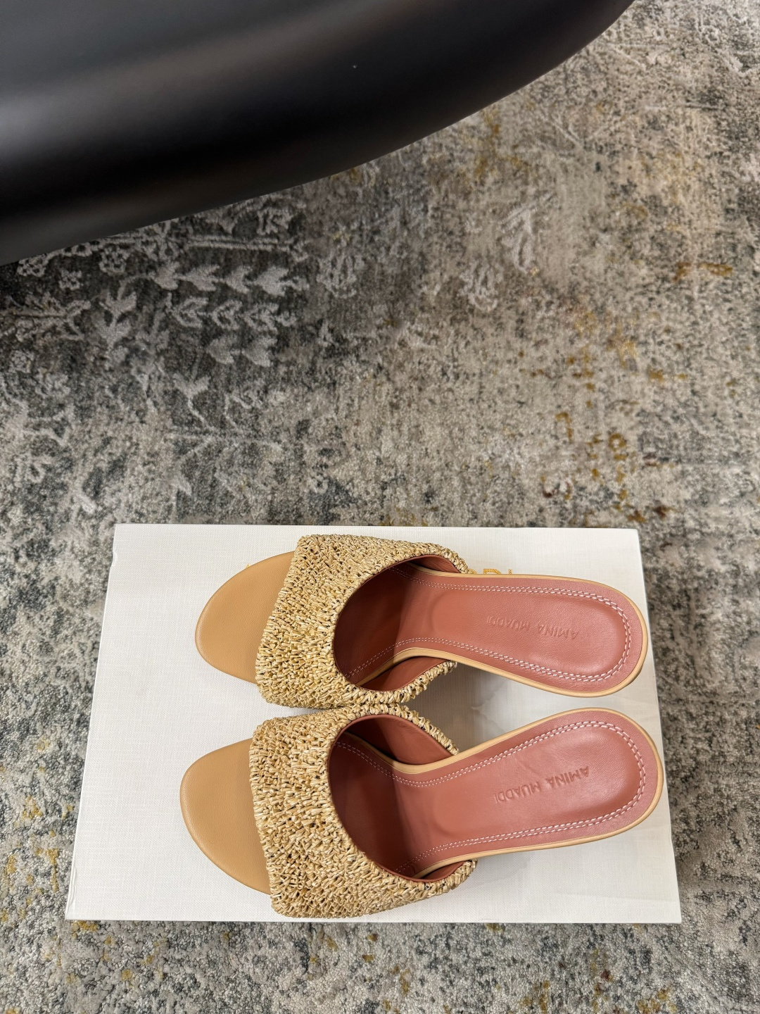 Finest Amina Muaddi Taylor 90 Raffia-Effect Replica Mules - Image 2