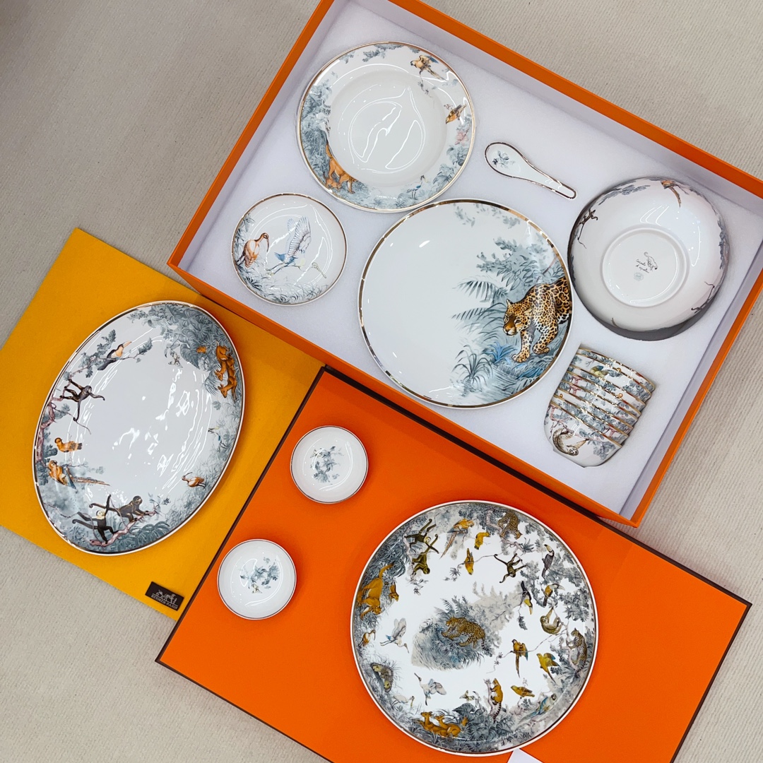 Supreme Hermes Carnets d'Equateur Replica Dinnerware Set - Image 3