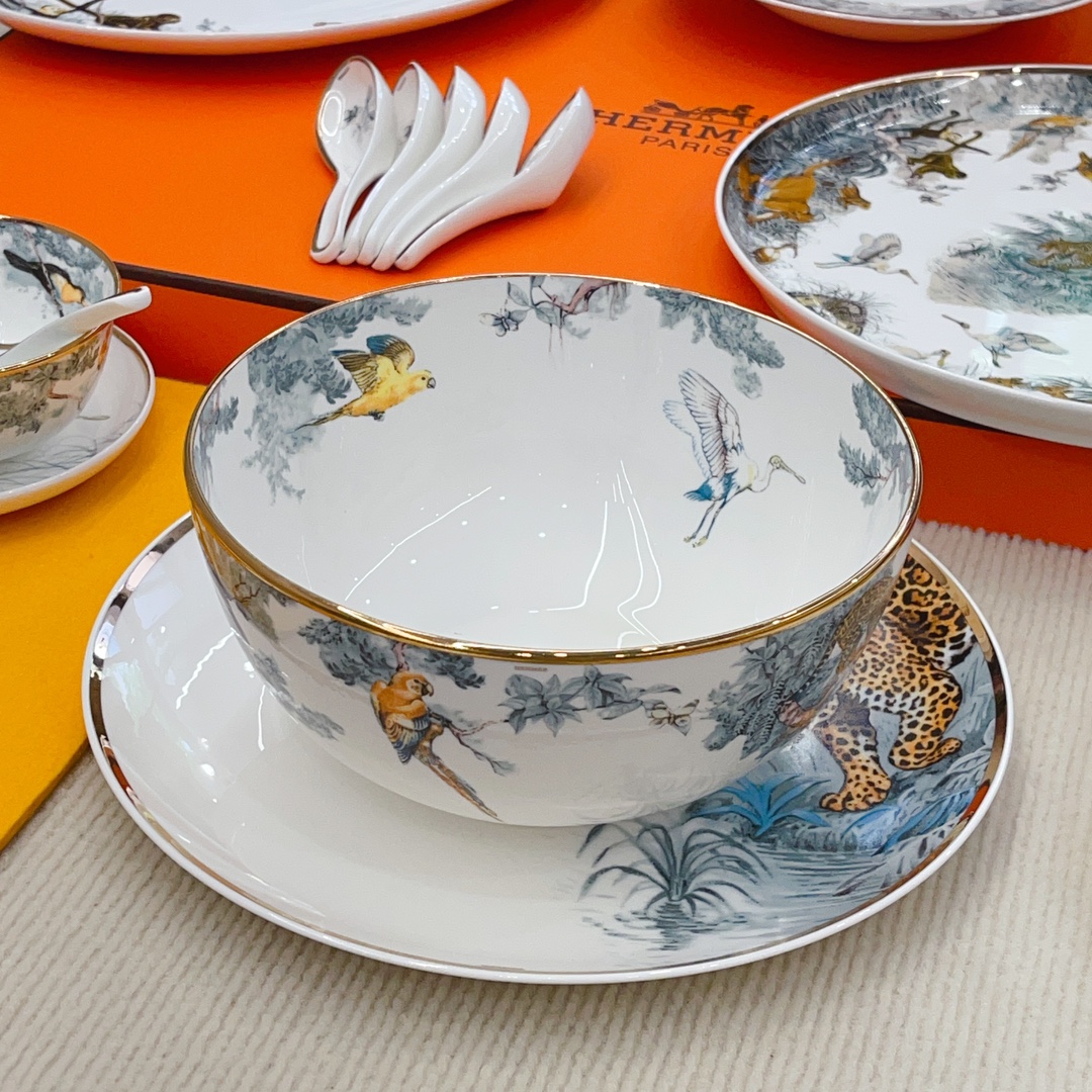Supreme Hermes Carnets d'Equateur Replica Dinnerware Set - Image 5