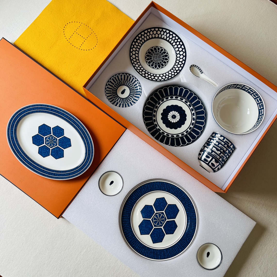 Lux Hermes Bleus d'Ailleurs Porcelain Replica Dinnerware Set