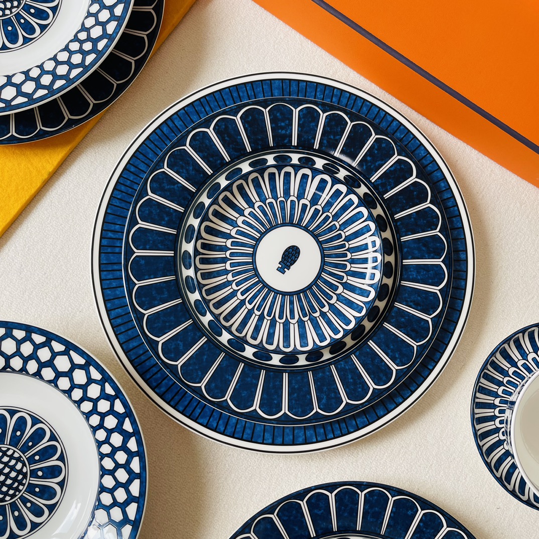 Lux Hermes Bleus d'Ailleurs Porcelain Replica Dinnerware Set - Image 5