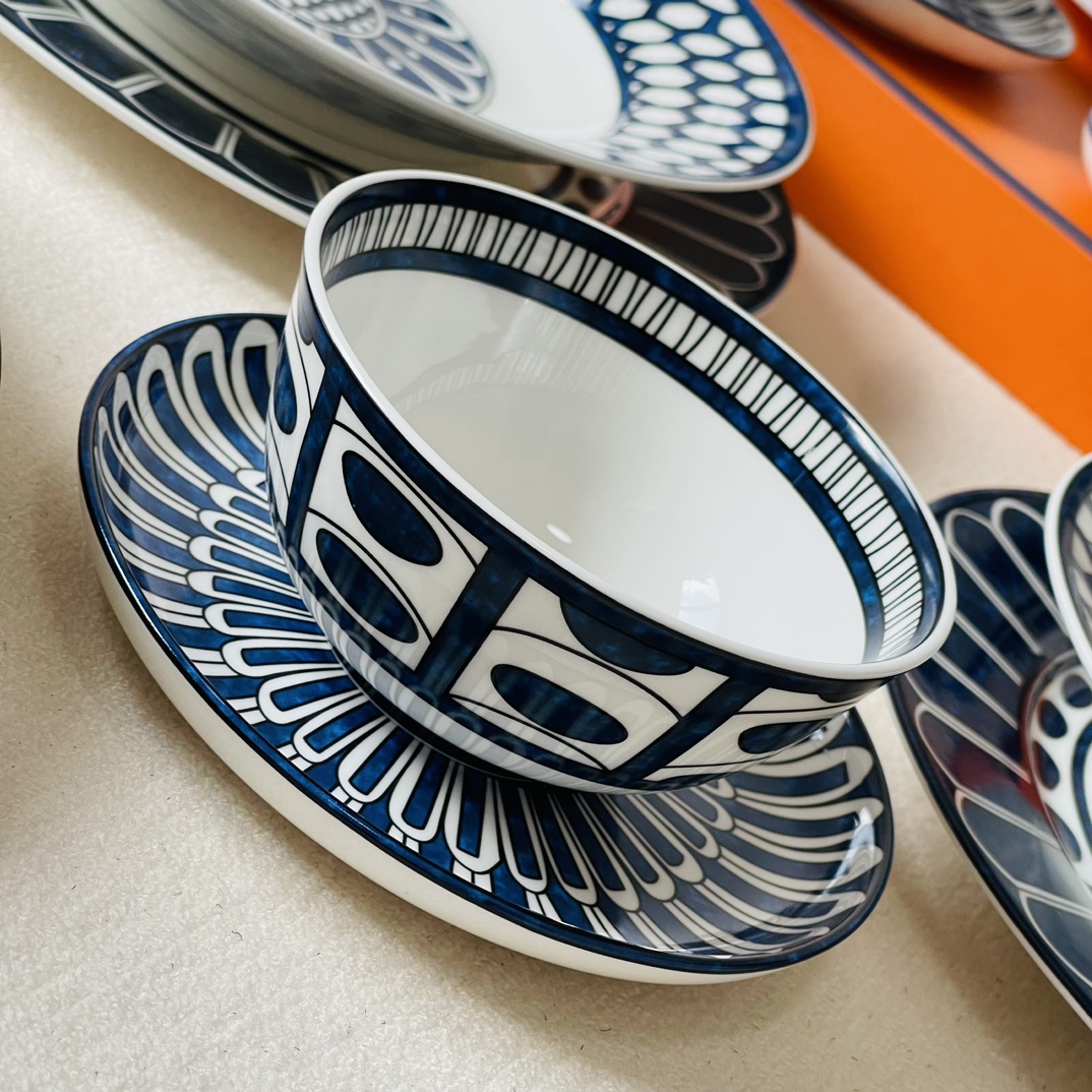 Lux Hermes Bleus d'Ailleurs Porcelain Replica Dinnerware Set - Image 6