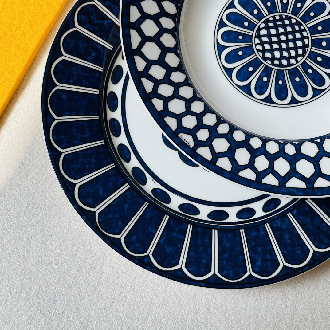 Lux Hermes Bleus d'Ailleurs Porcelain Replica Dinnerware Set - Image 8