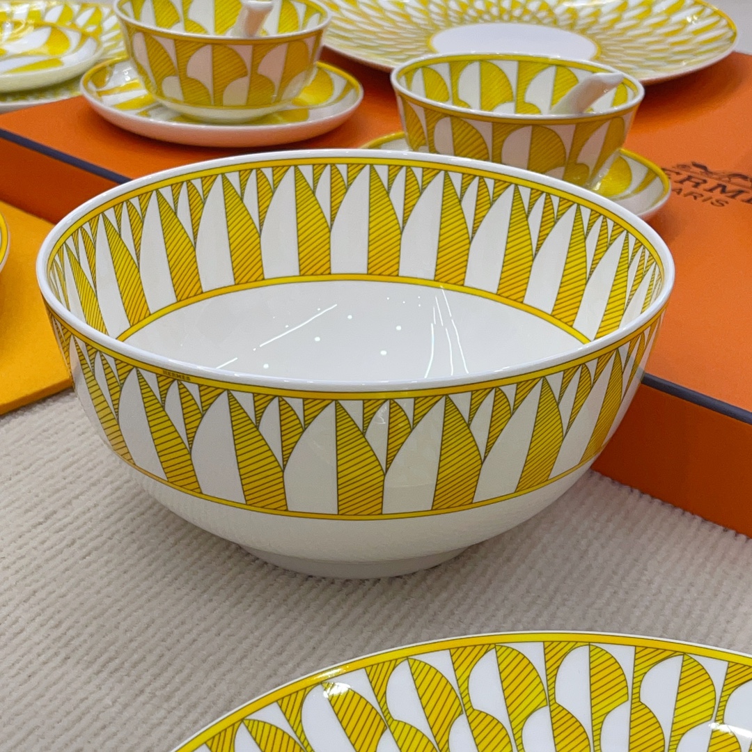 Elite Hermes Soleil d'Hermès Porcelain Replica Dinnerware Set - Image 4