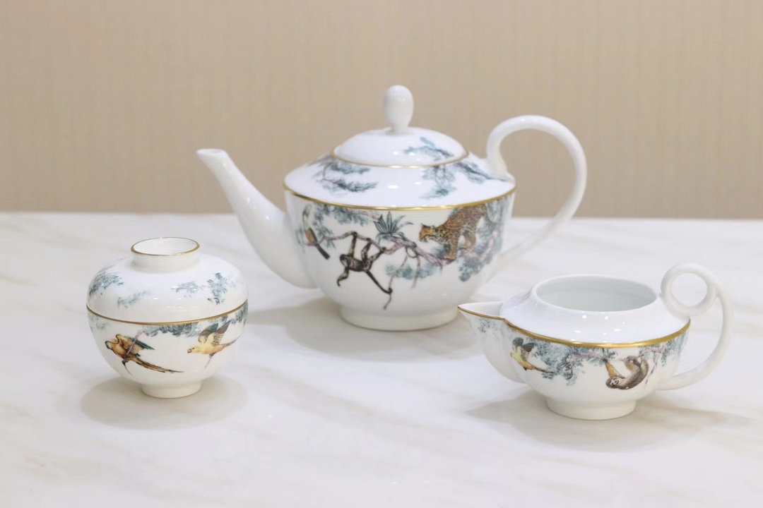 Elite Hermes Carnets d'Équateur Porcelain Replica Tea Set - Image 2