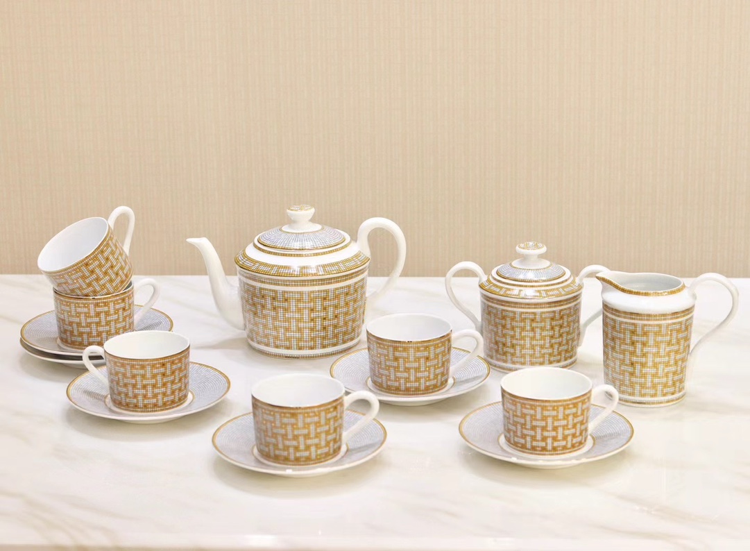 Finest Hermes Mosaique au 24 Porcelain Replica Tea Set