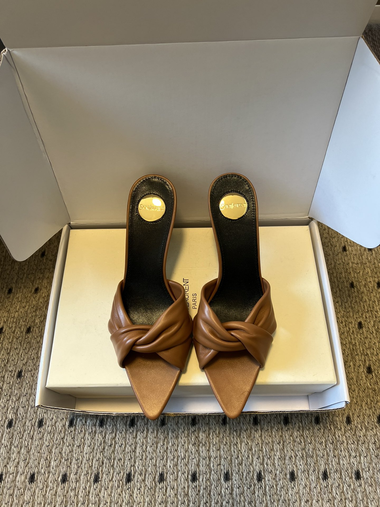 Finest Yves Saint Laurent Franciane Replica Mules