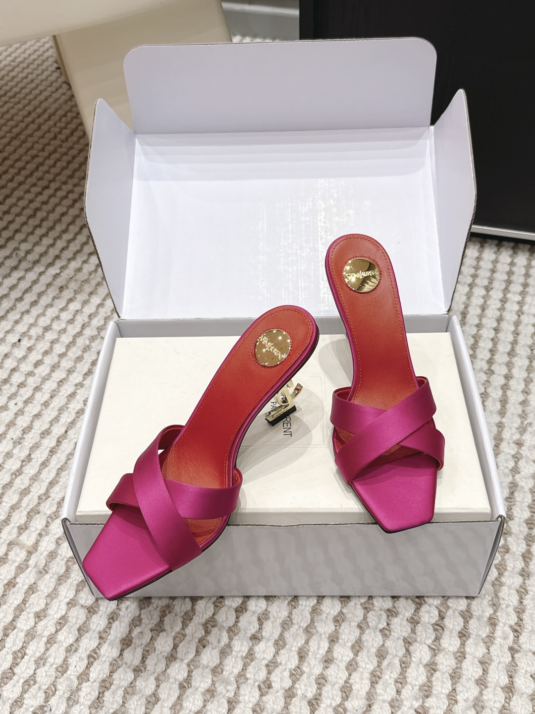 Luxury Replica YSL Opyum Mules In Satin Crepe - Image 4