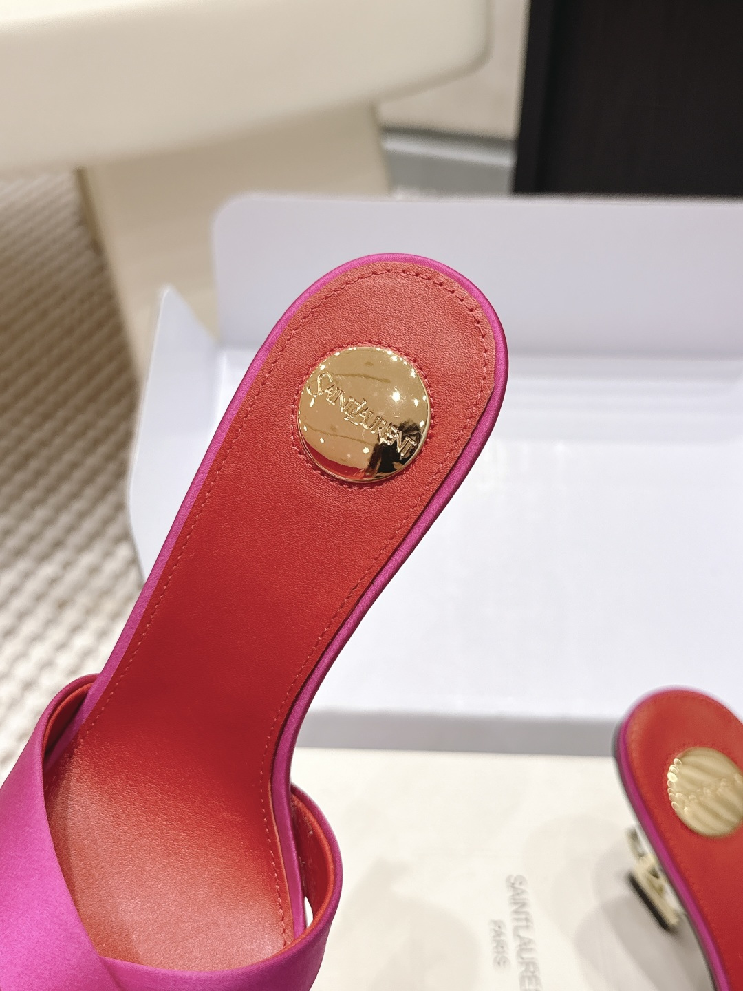 Luxury Replica YSL Opyum Mules In Satin Crepe - Image 7