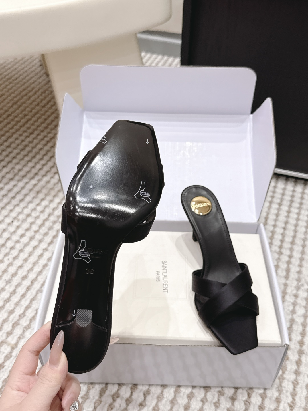 Lux YSL Jill Replica Mules In Smooth Leather - Image 9