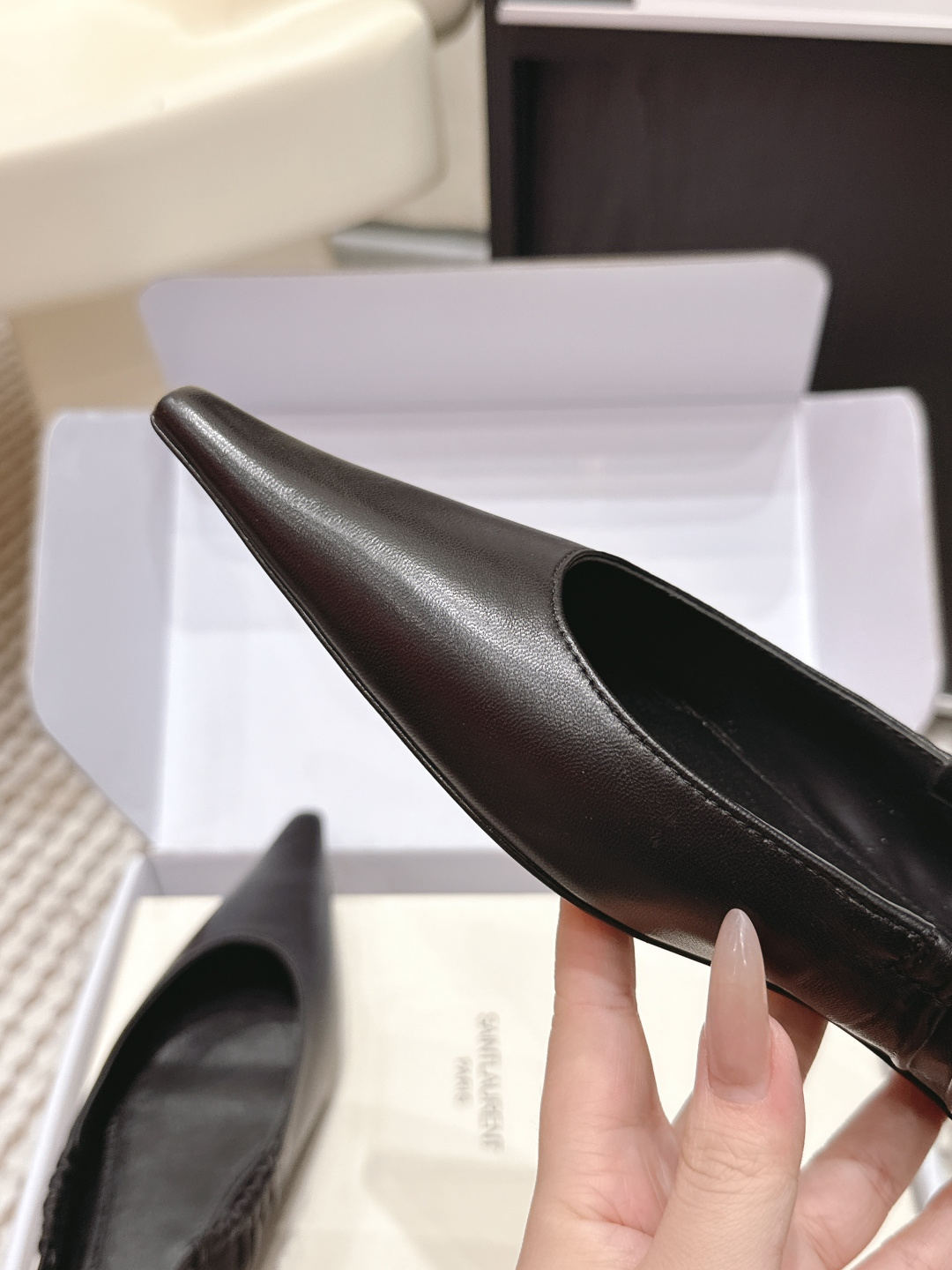 Deluxe YSL Anne-Marie Replica Leather Slingback Flats - Image 6