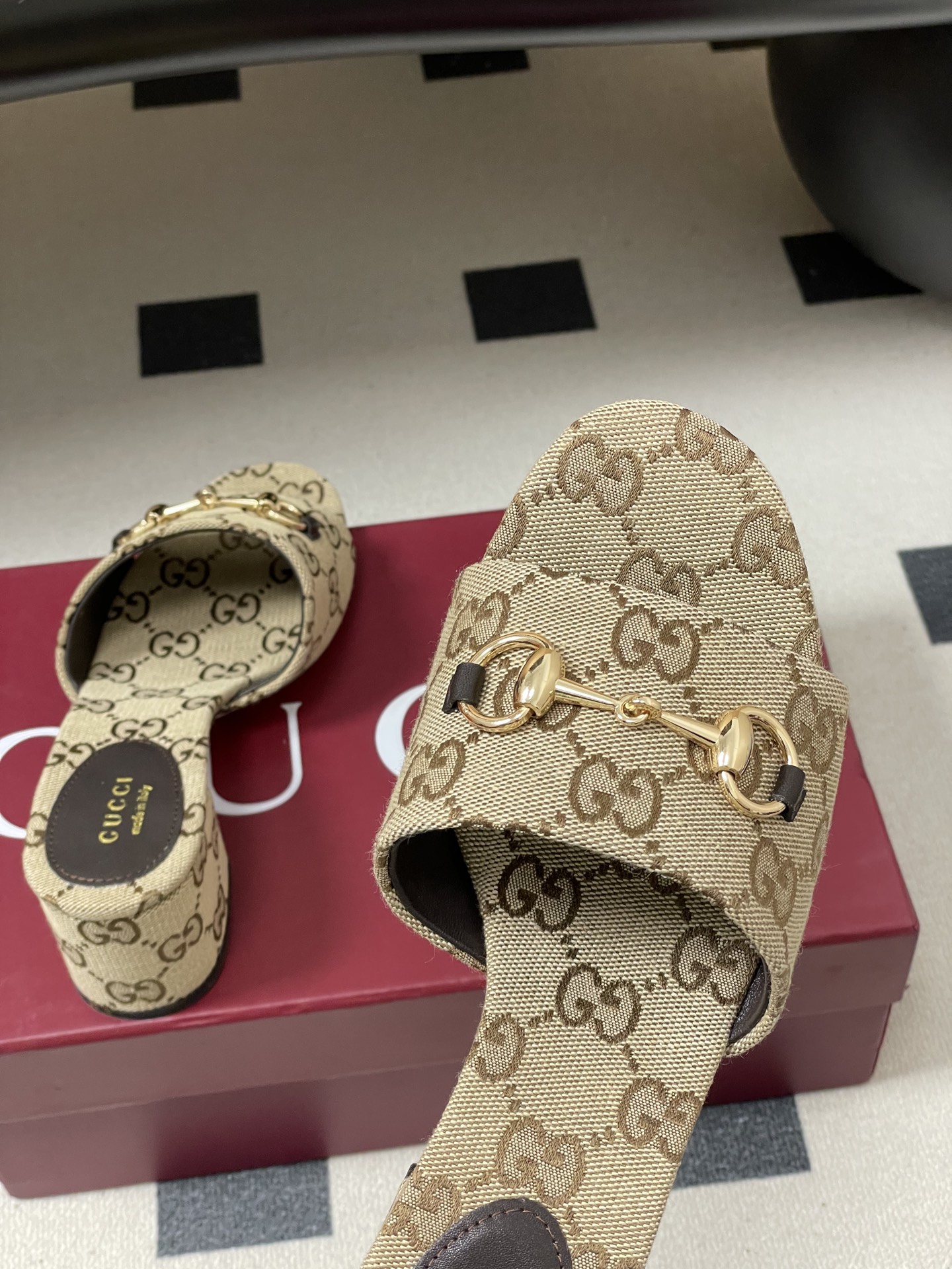 Supreme Gucci Replica Slide Sandal With Horsebit - Image 7