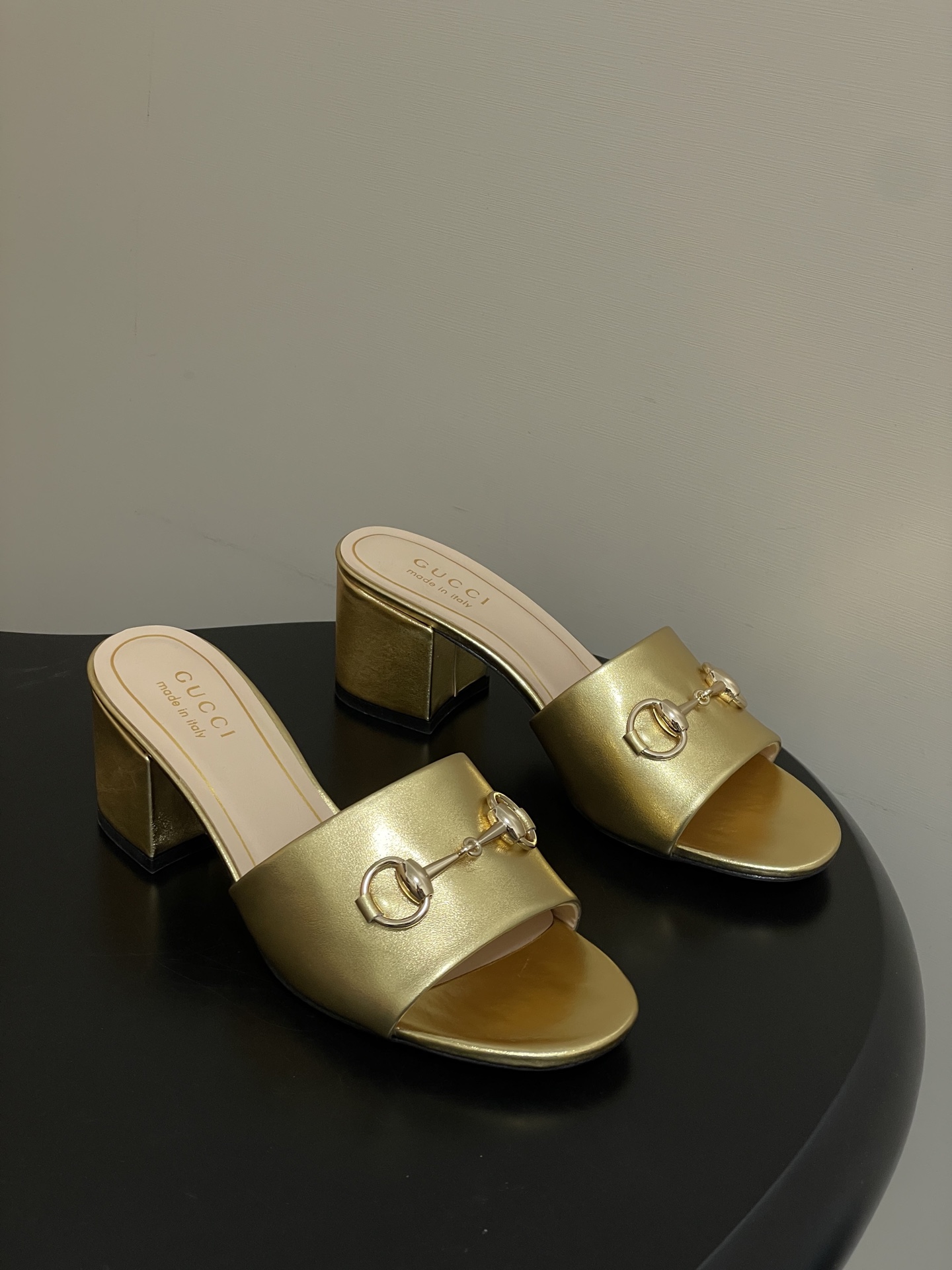 Luxury Replica Gucci Slide Sandal With Horsebit - Image 3