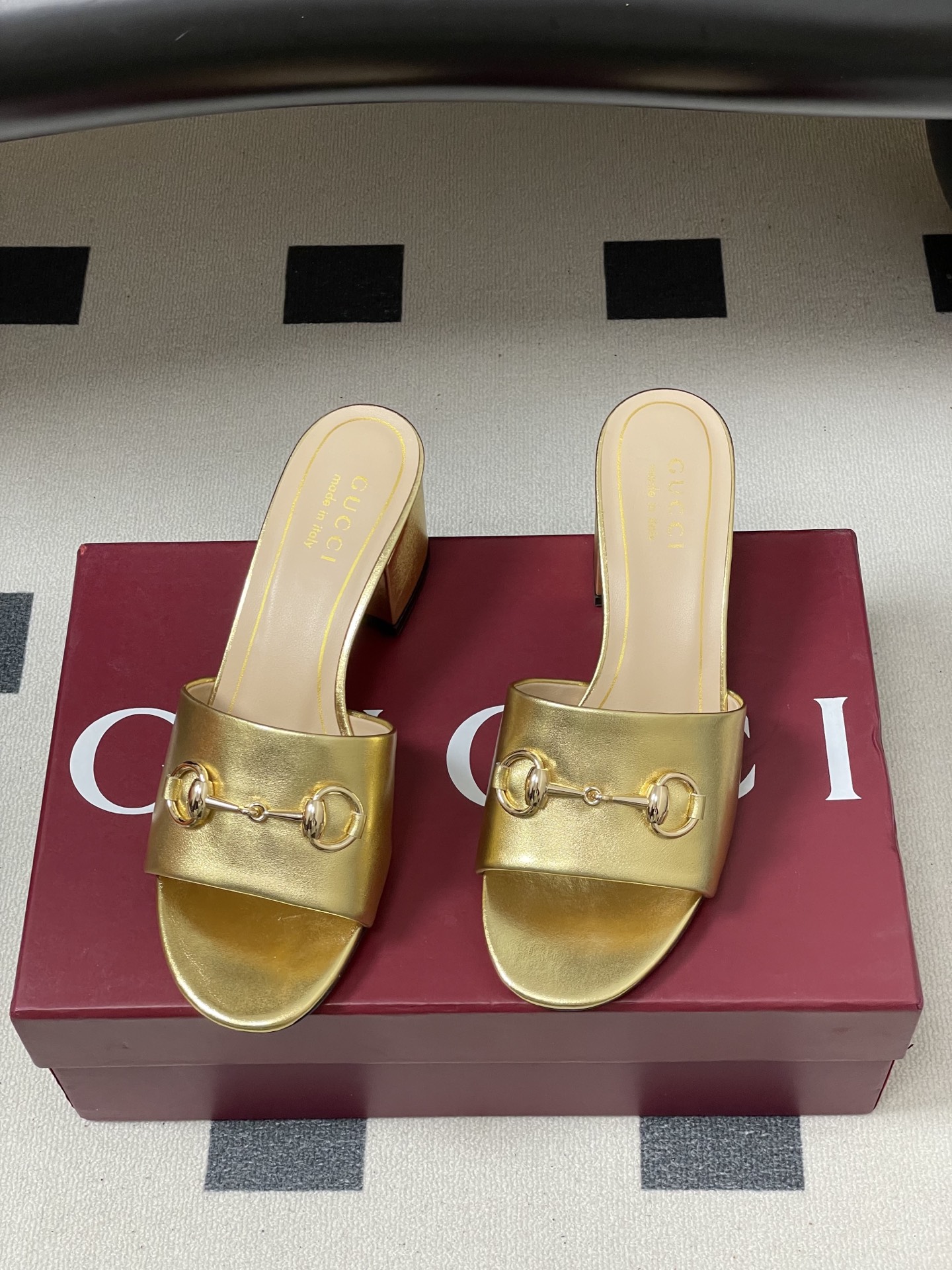 Luxury Replica Gucci Slide Sandal With Horsebit - Image 2