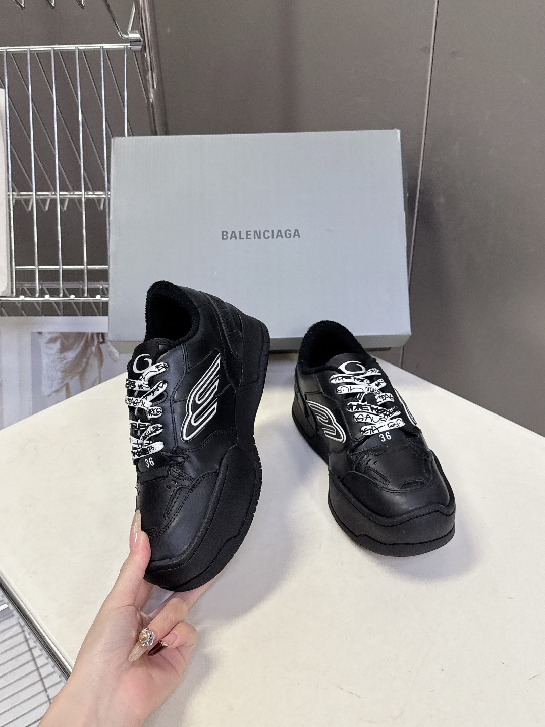 Exclusive Balenciaga Hamptons Platform Replica Sneaker - Image 5