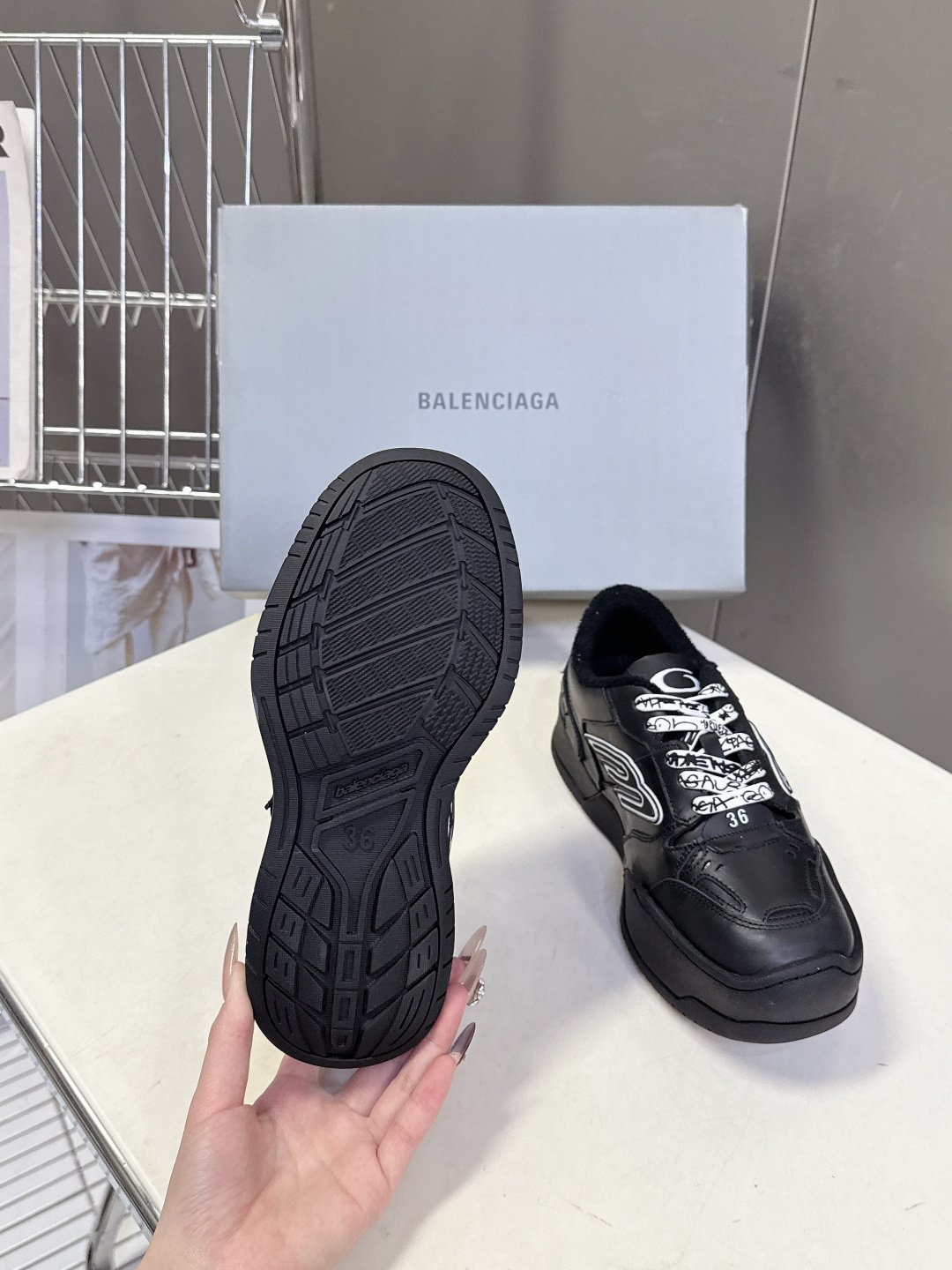 Exclusive Balenciaga Hamptons Platform Replica Sneaker - Image 9
