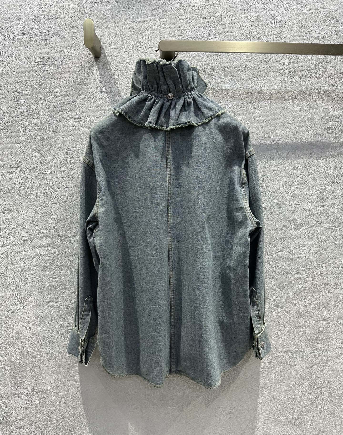 Luxury Replica Christian Dior Blouse with Removable Ruched Collar - Image 2