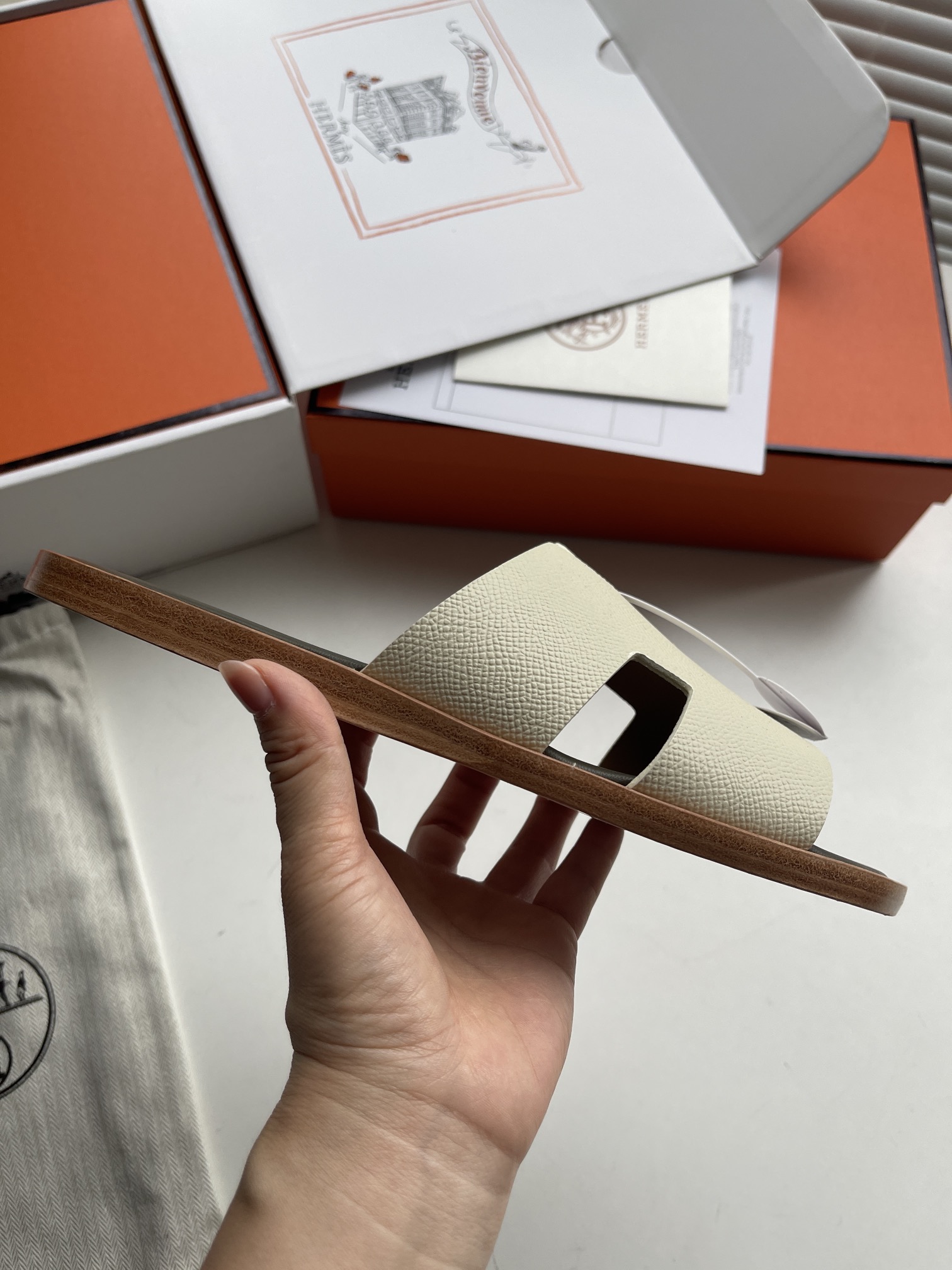 Top Grade Hermes Izmir Replica Sandal - Image 5