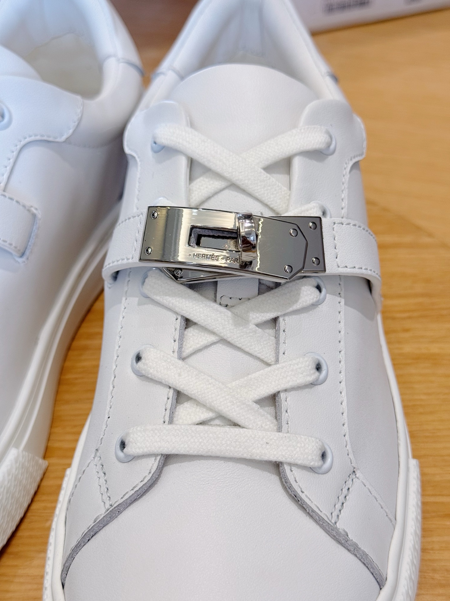 Authentic Design Hermes Day Replica Sneaker - Image 8