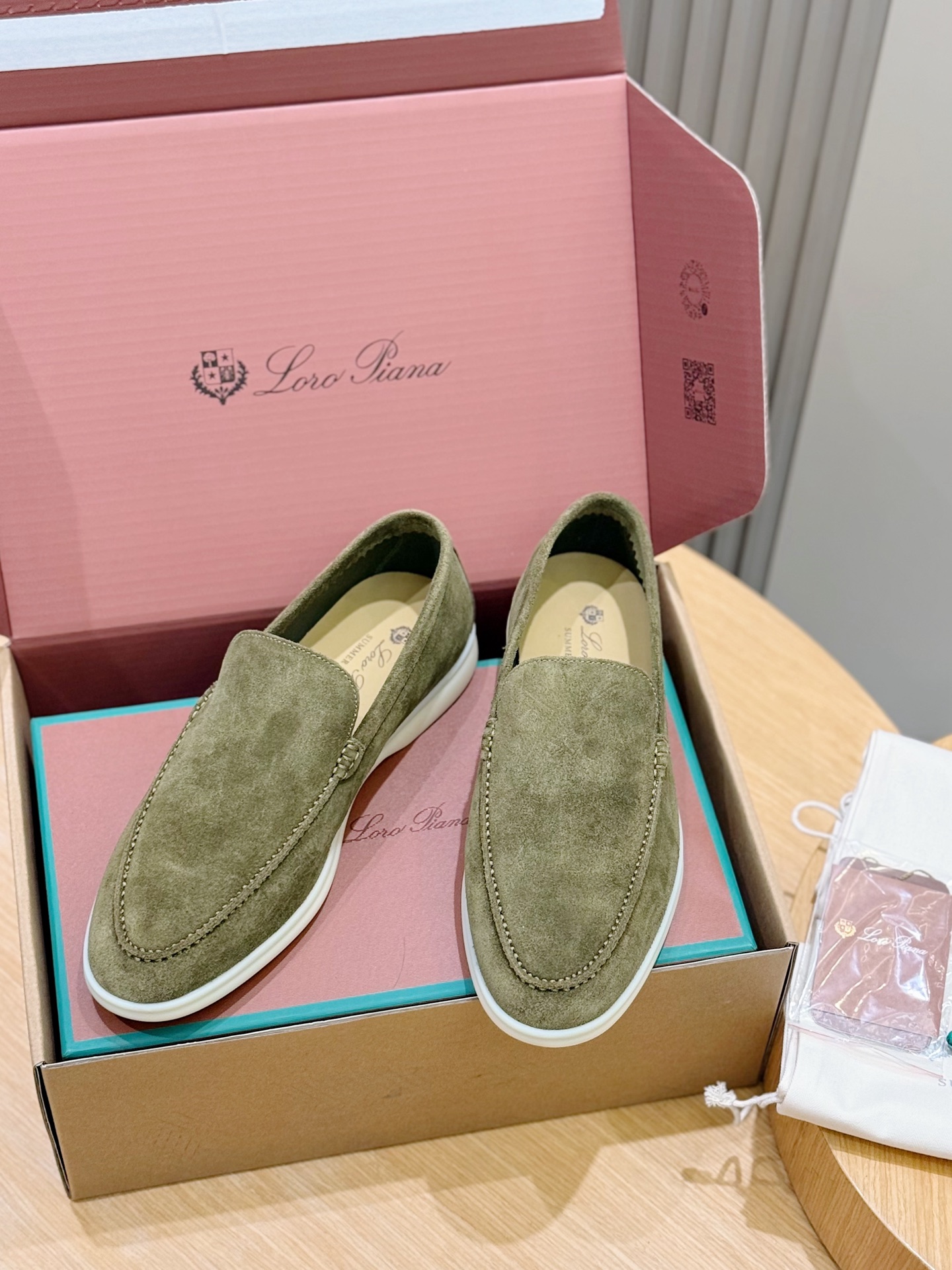 Top Grade Loro Piana Summer Walk Replica Loafer - Image 2
