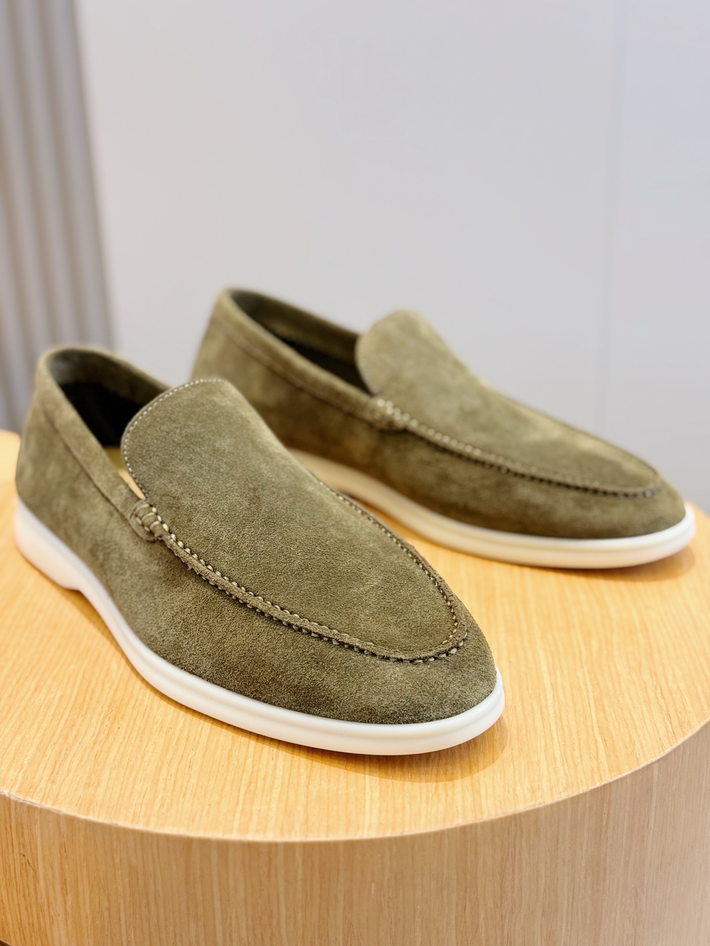 Top Grade Loro Piana Summer Walk Replica Loafer - Image 4