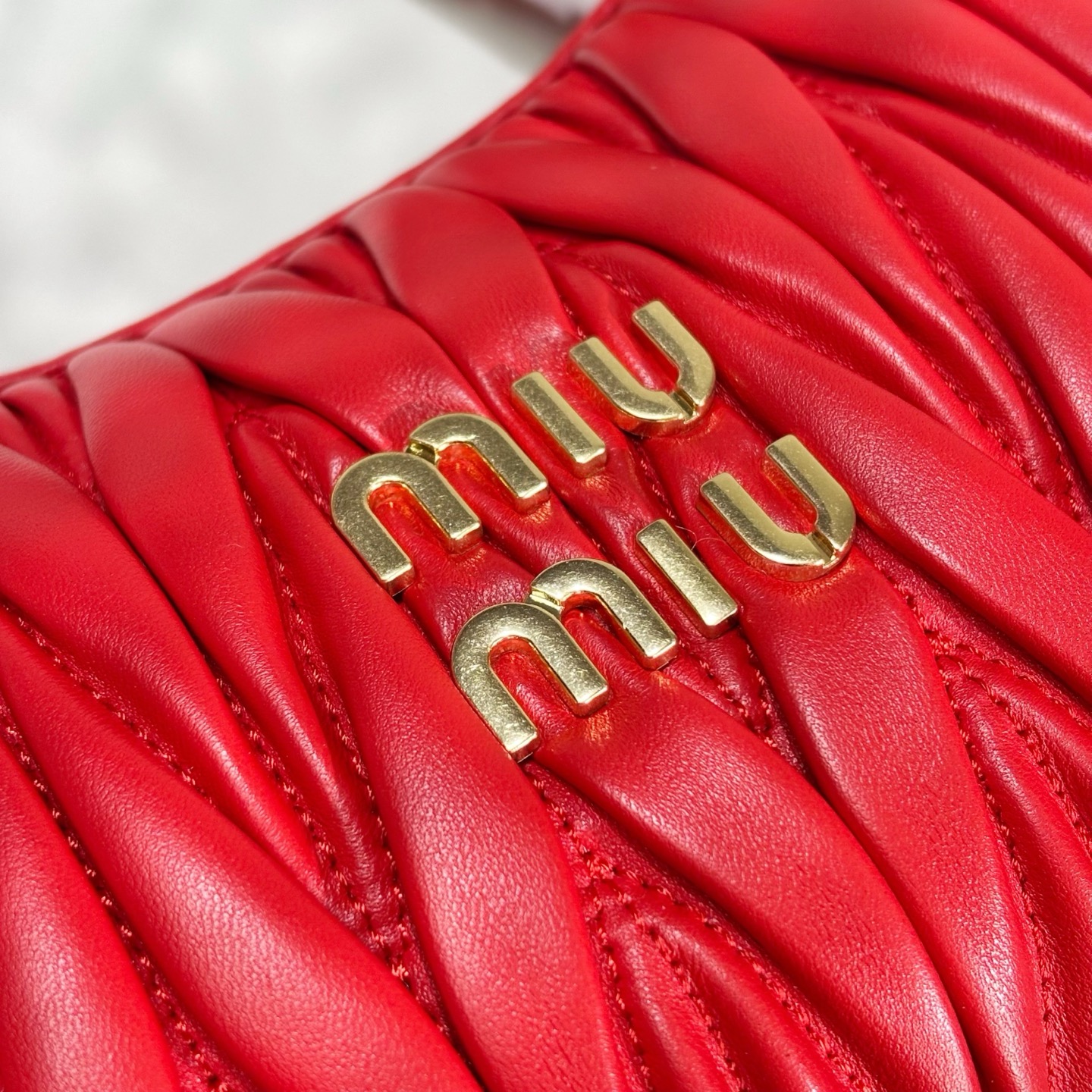 Elite Miu Miu Wander Matelasse Nappa Leather Replica Hobo Bag - Image 7